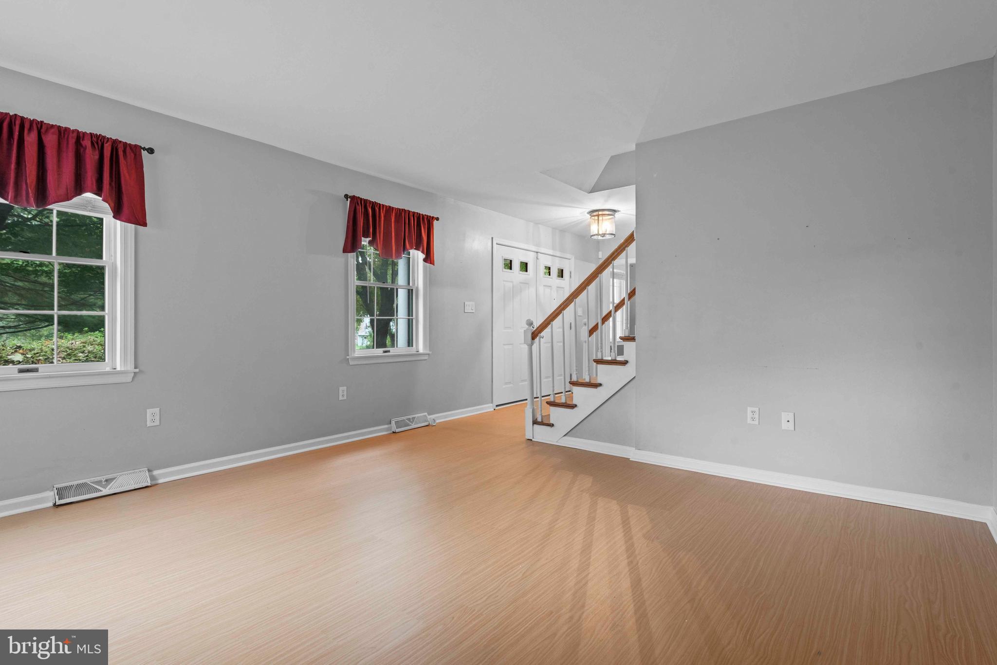 CANTERBURY PLACE - Residential