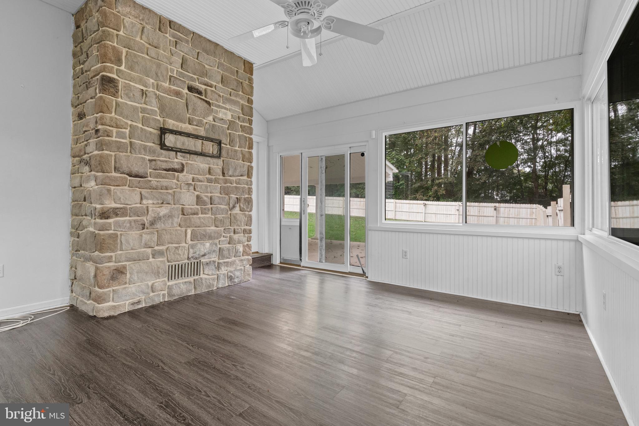 CANTERBURY PLACE - Residential