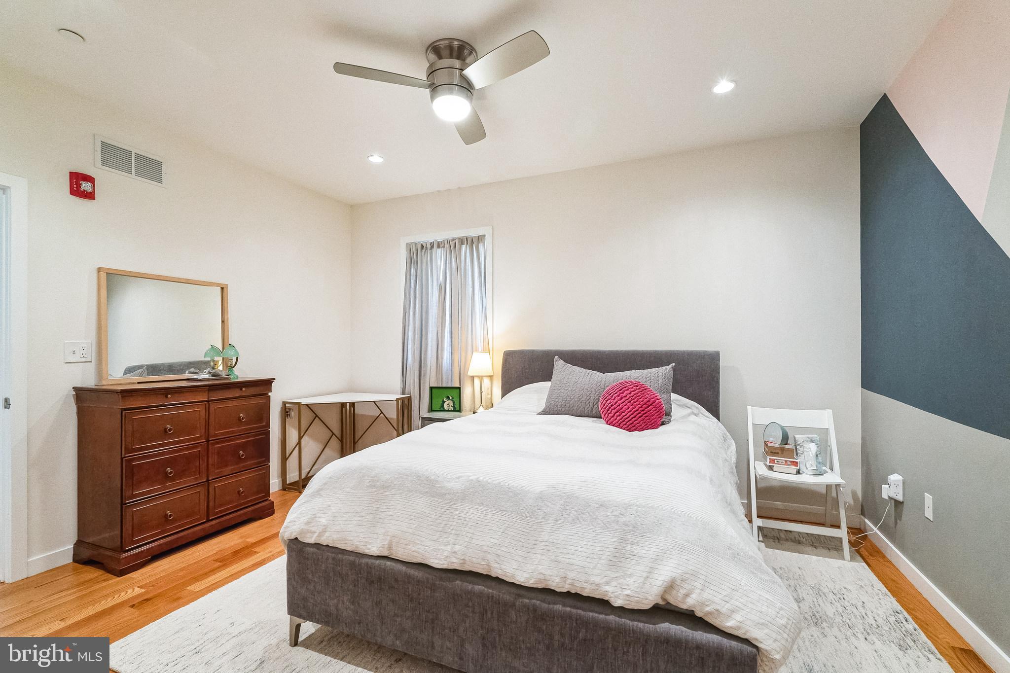 GRADUATE HOSPITAL - Residential