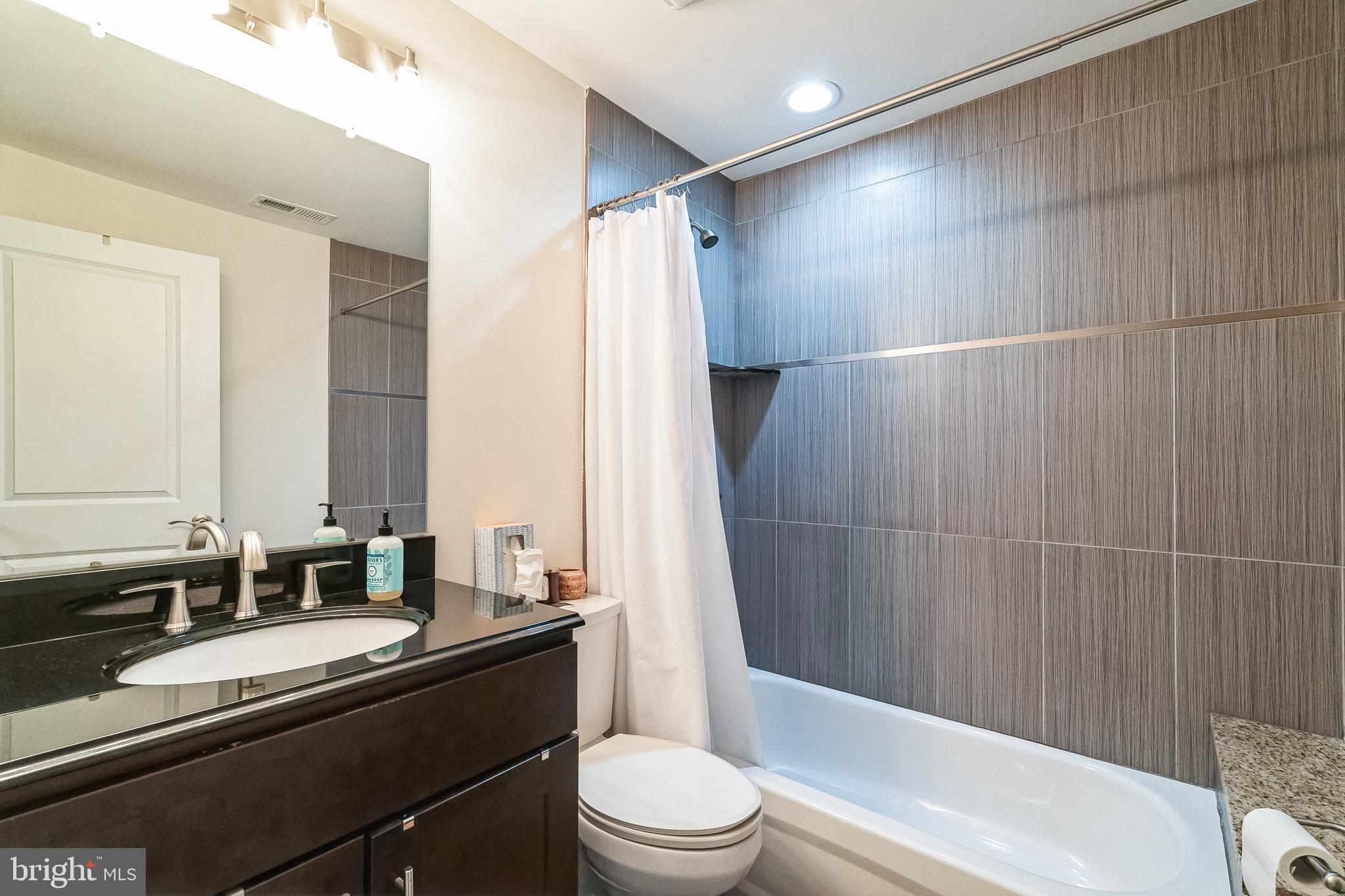 GRADUATE HOSPITAL - Residential