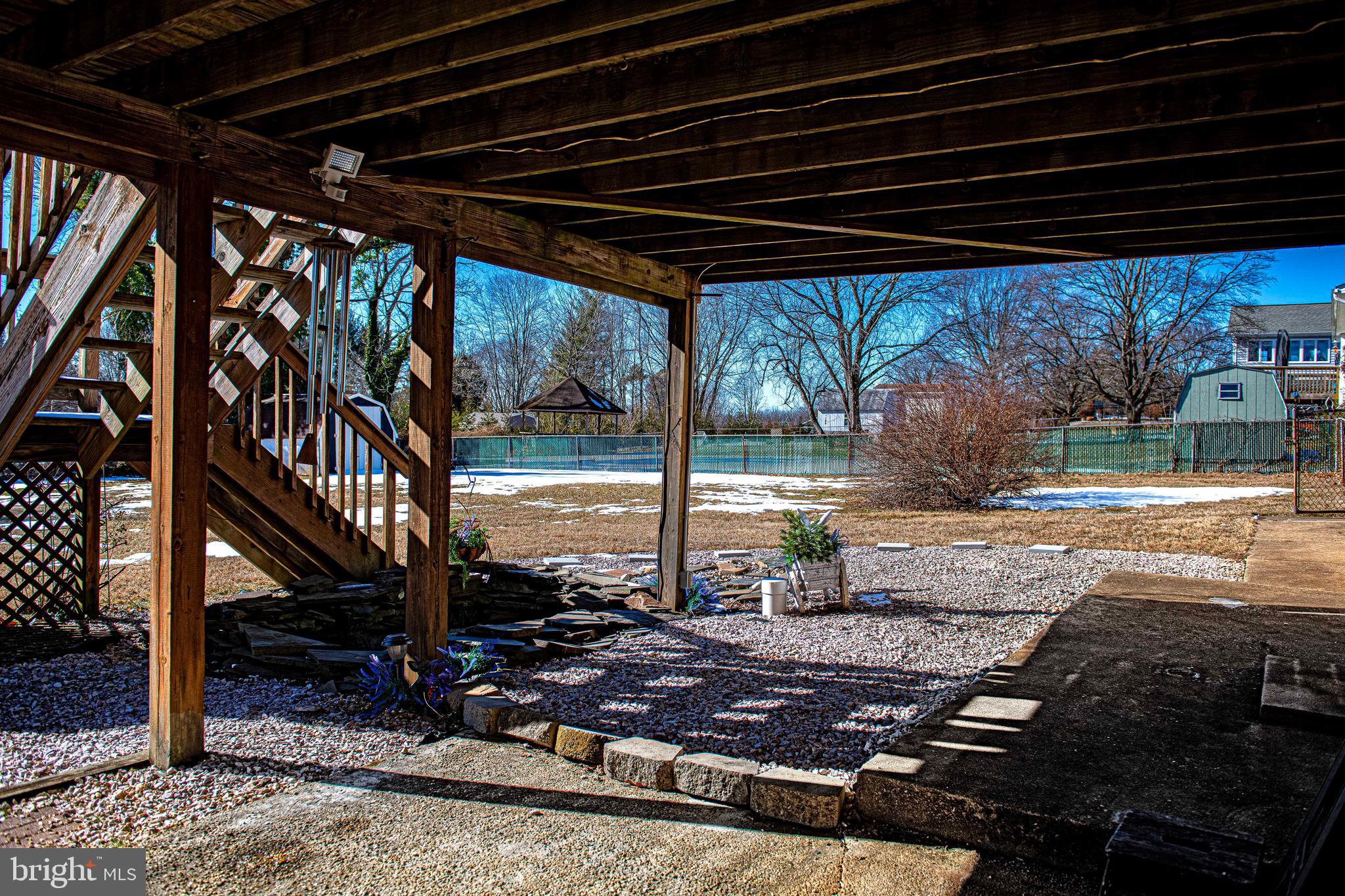 HOLLAND ACRES - Residential