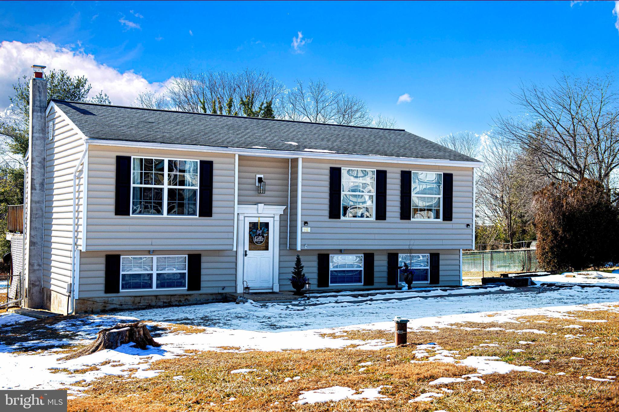 HOLLAND ACRES - Residential