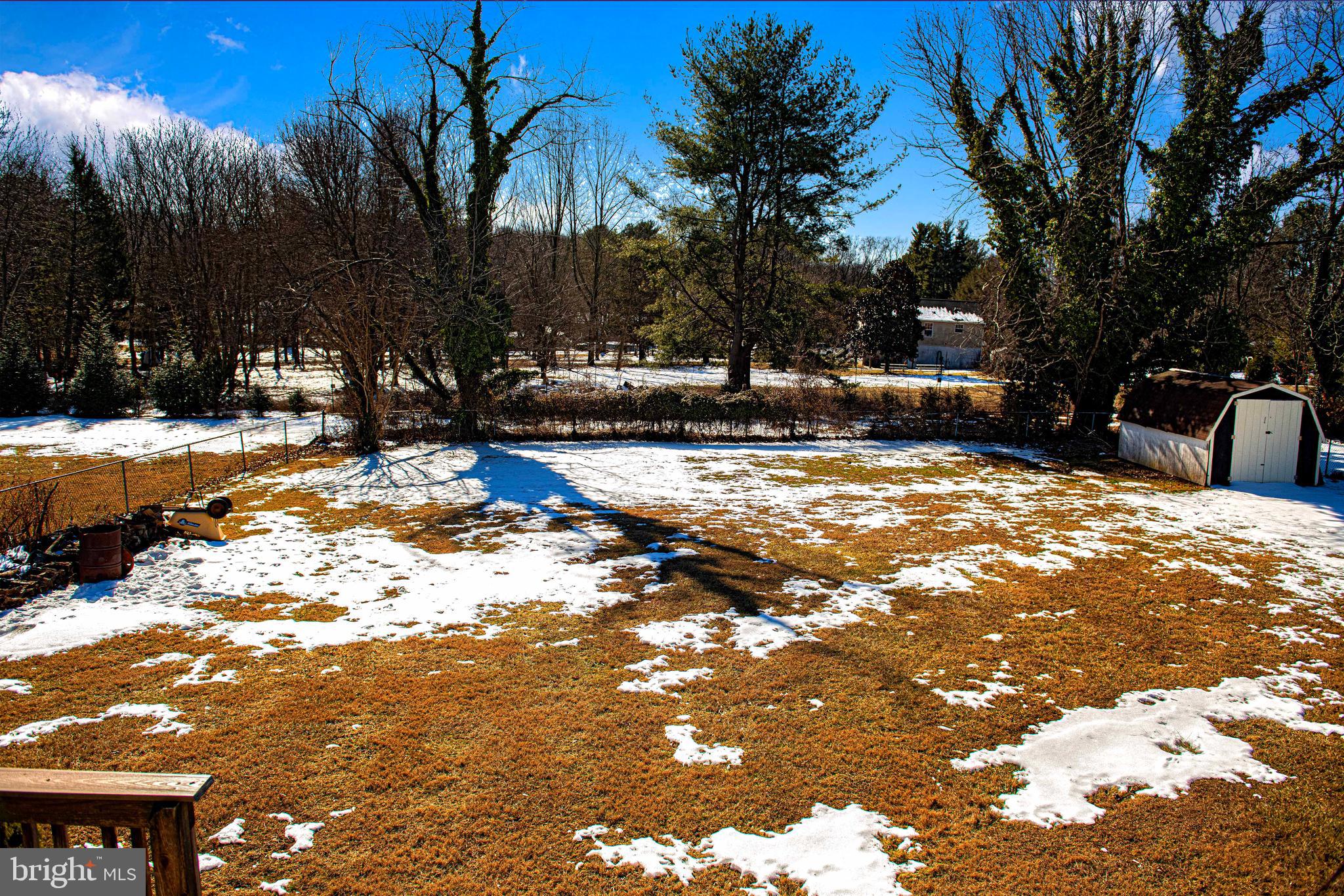 HOLLAND ACRES - Residential