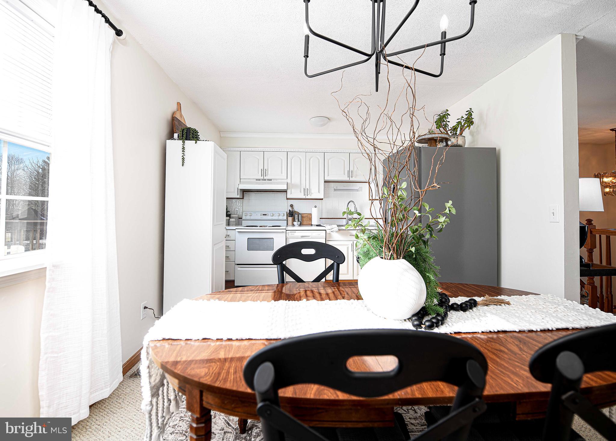 HOLLAND ACRES - Residential