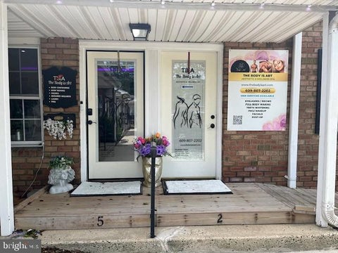 Photo of 941 White Horse Avenue #5, TRENTON, NJ 08610 (MLS # NJME2081506)
