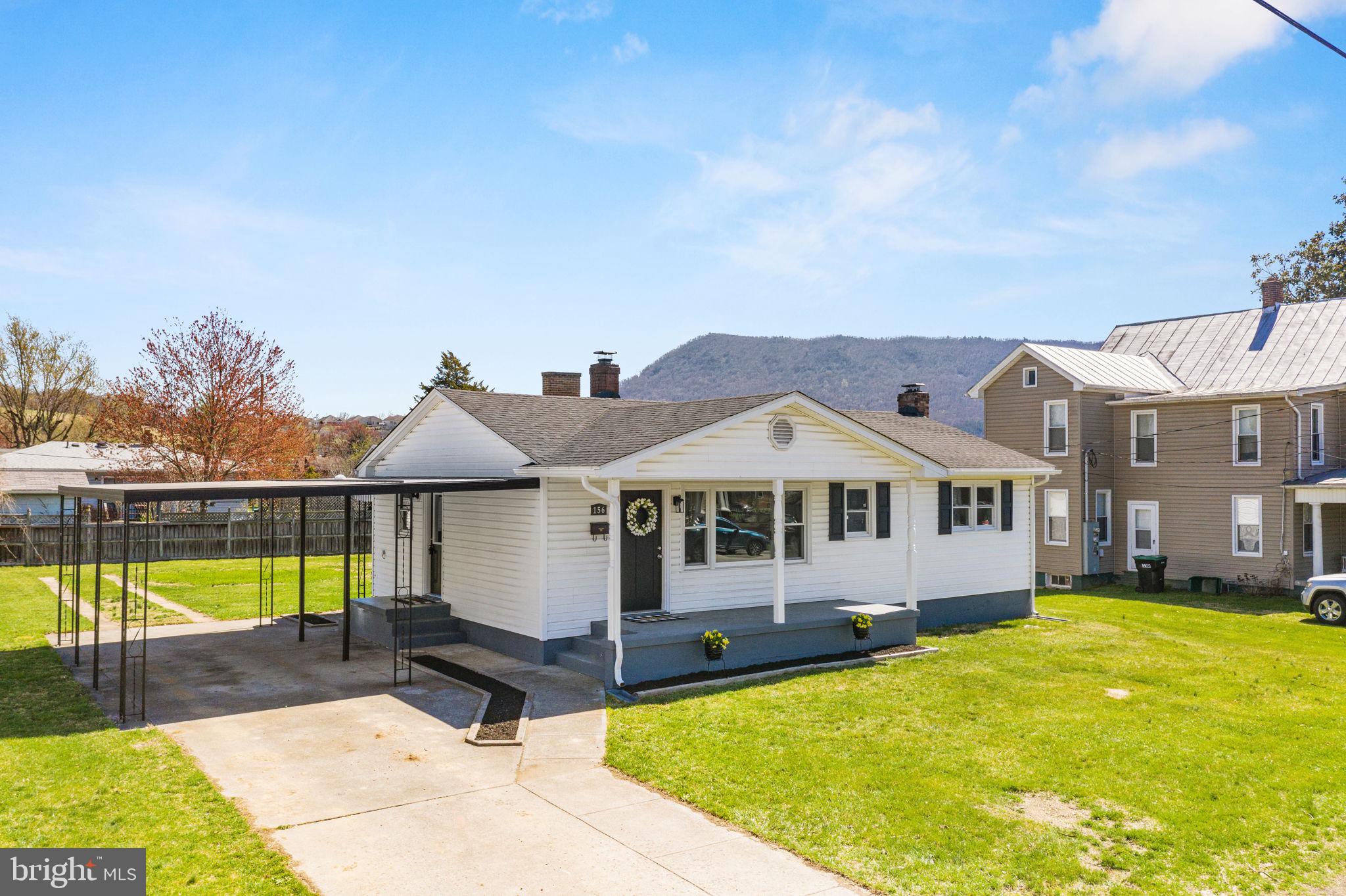 DAVIS STRASBURG - Residential