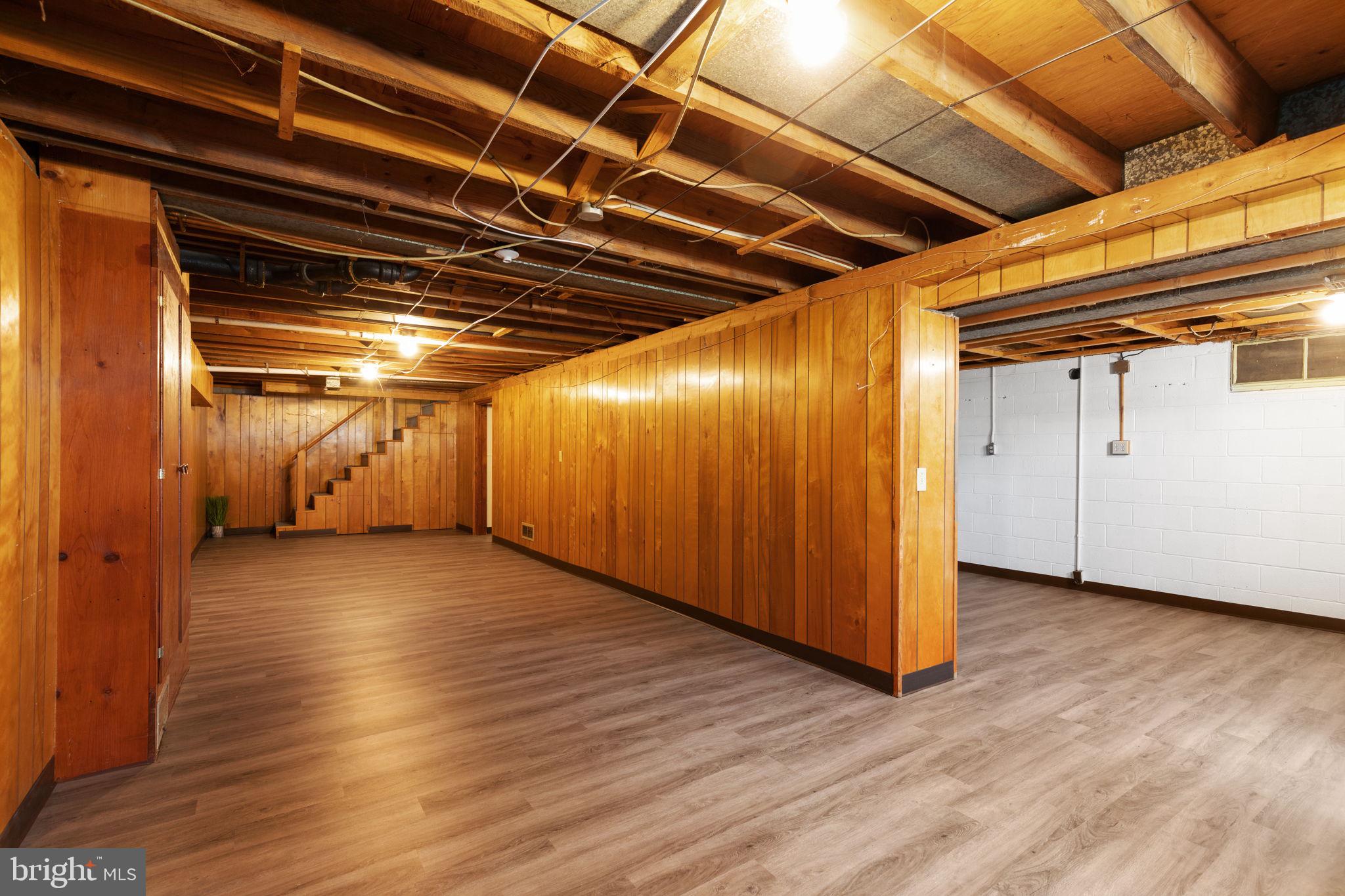 DAVIS STRASBURG - Residential