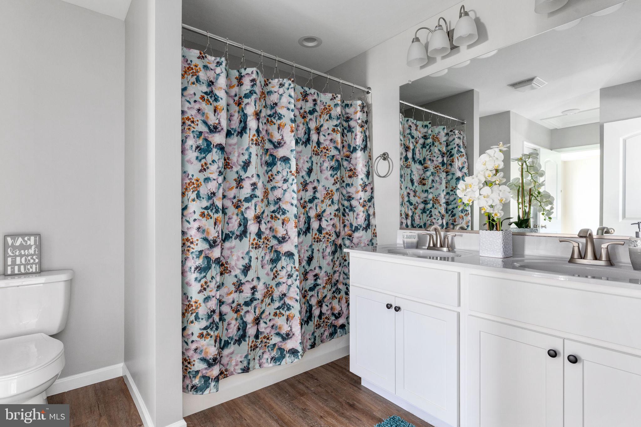 DAVIS STRASBURG - Residential