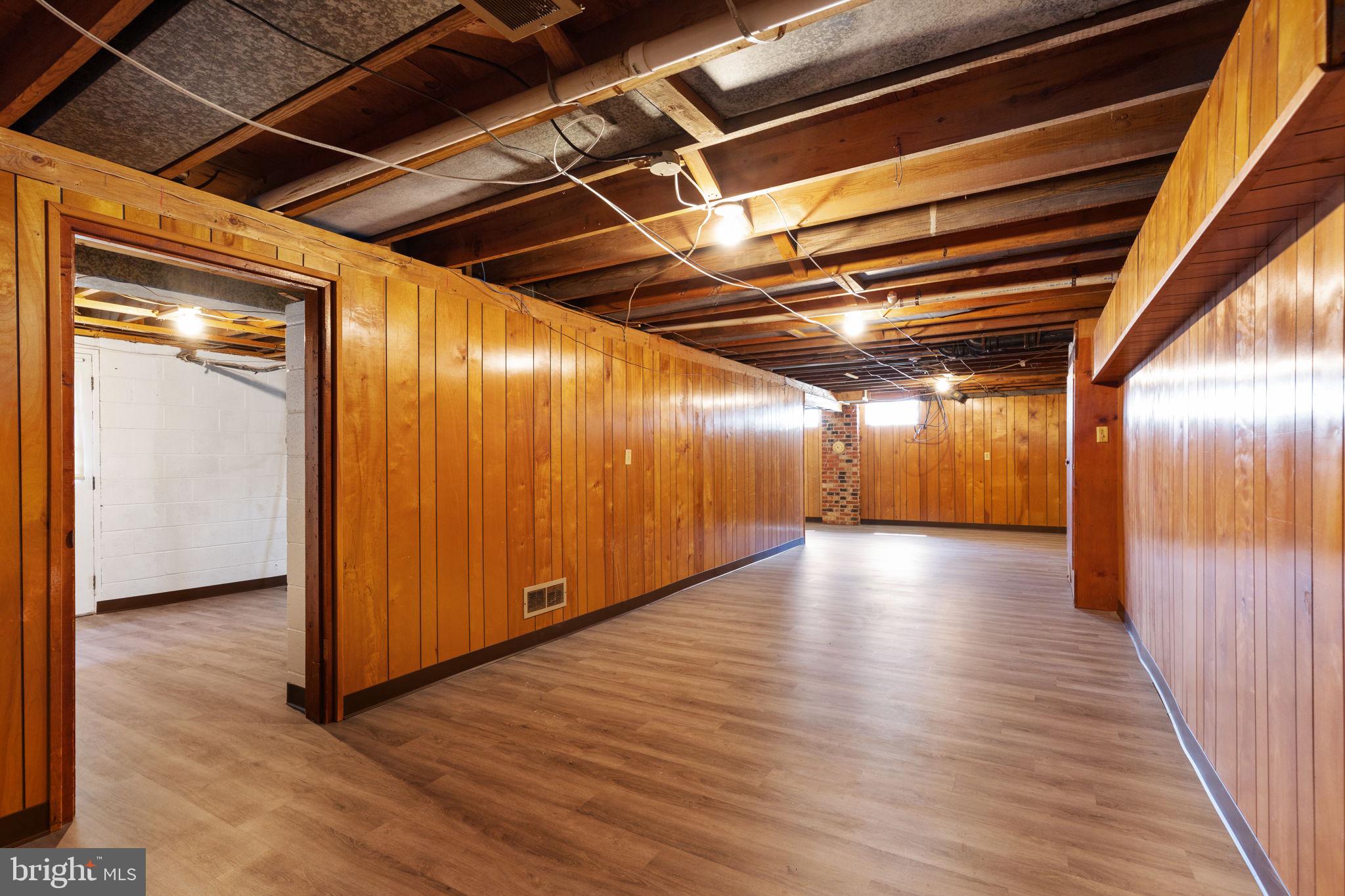 DAVIS STRASBURG - Residential