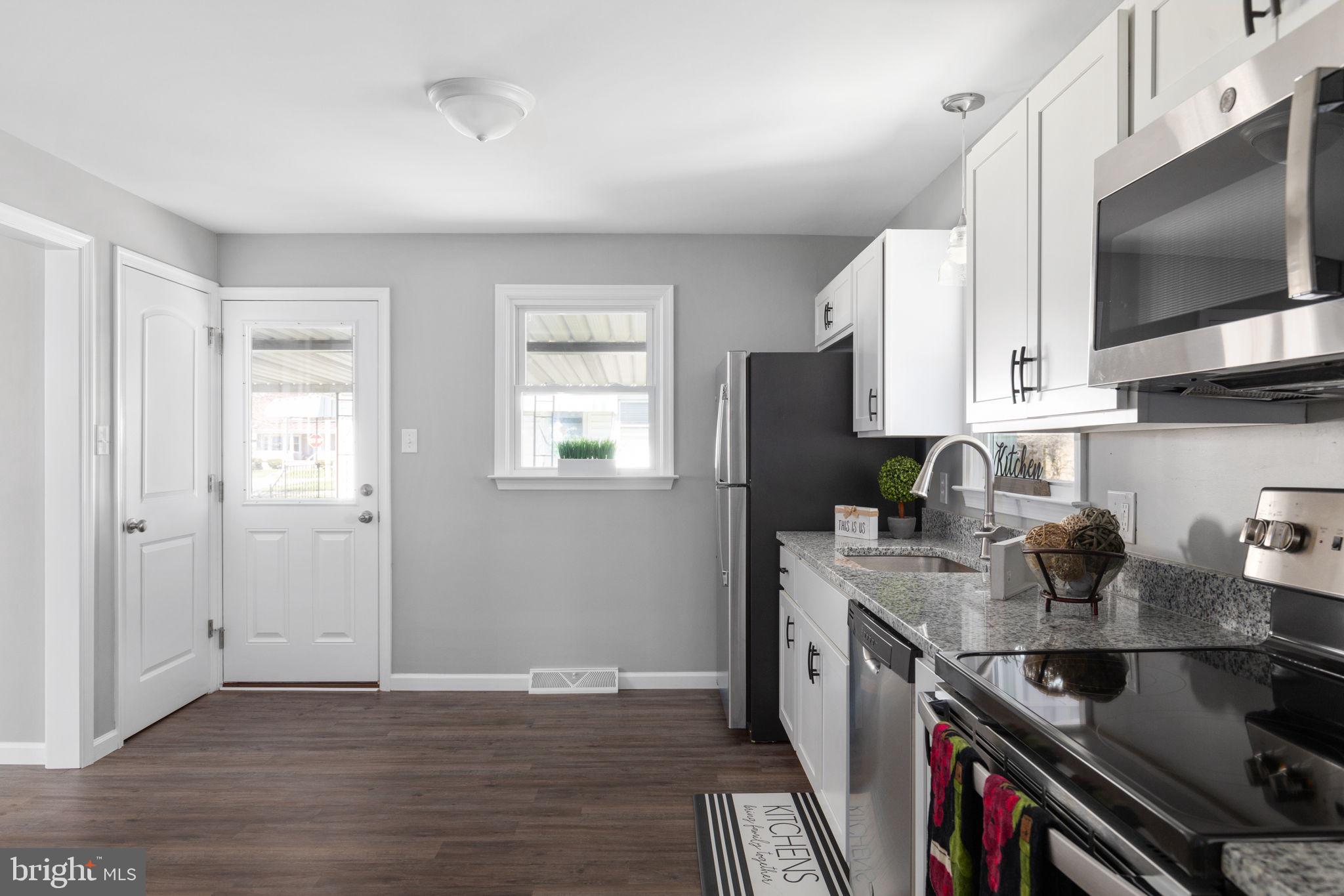 DAVIS STRASBURG - Residential