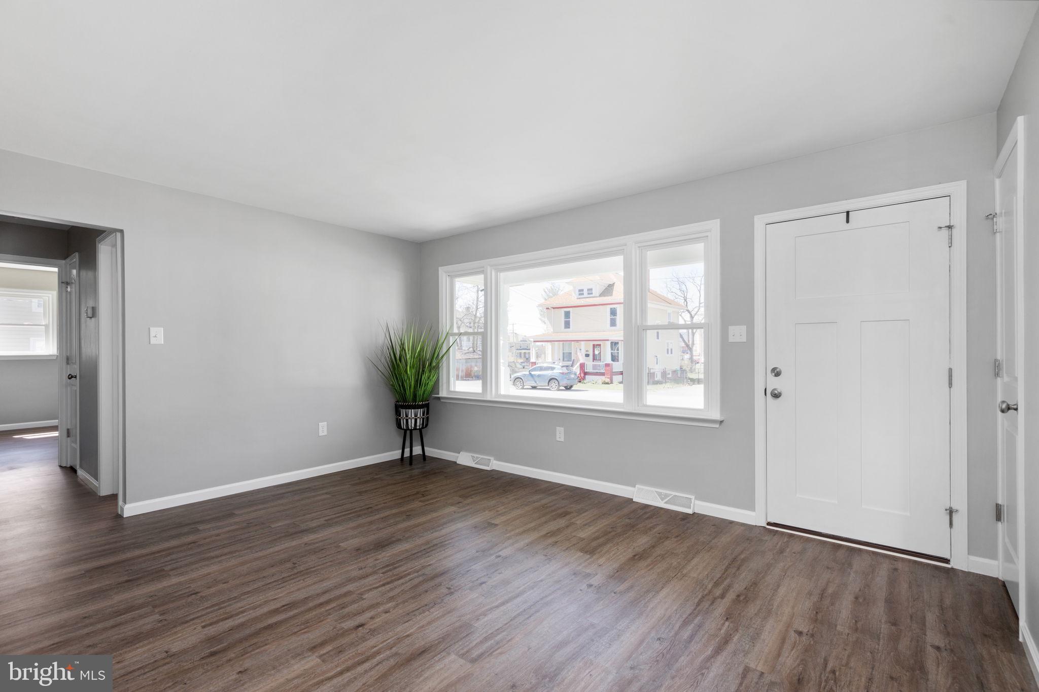 DAVIS STRASBURG - Residential