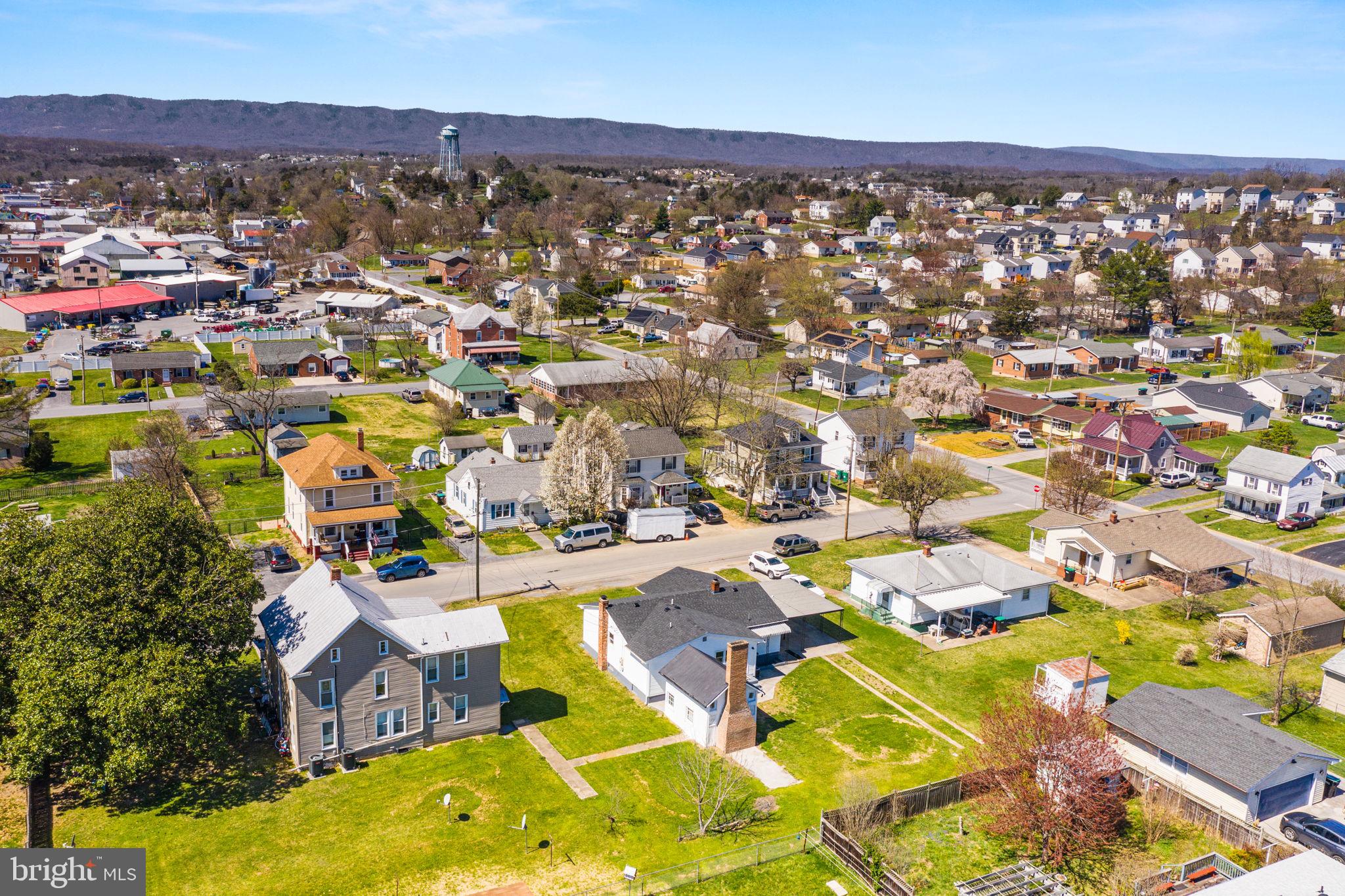 DAVIS STRASBURG - Residential