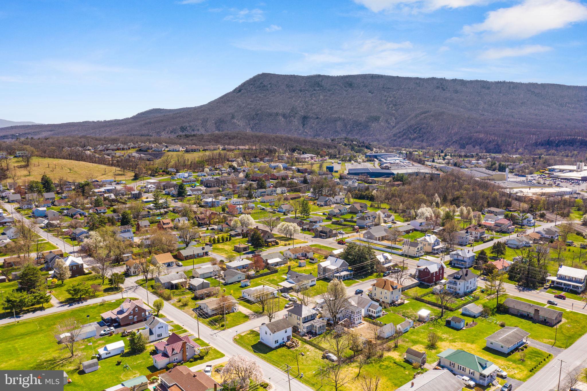 DAVIS STRASBURG - Residential