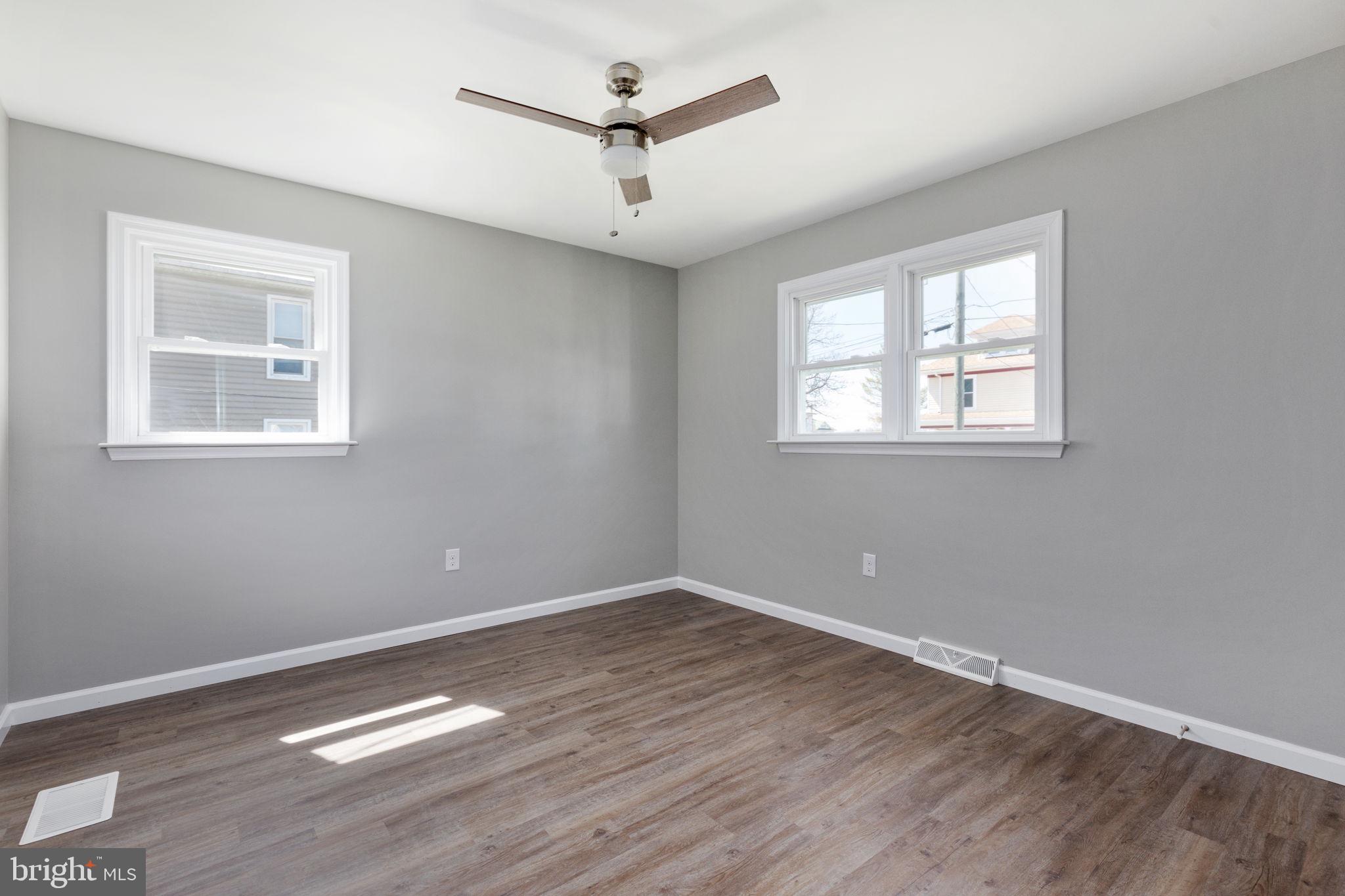 DAVIS STRASBURG - Residential