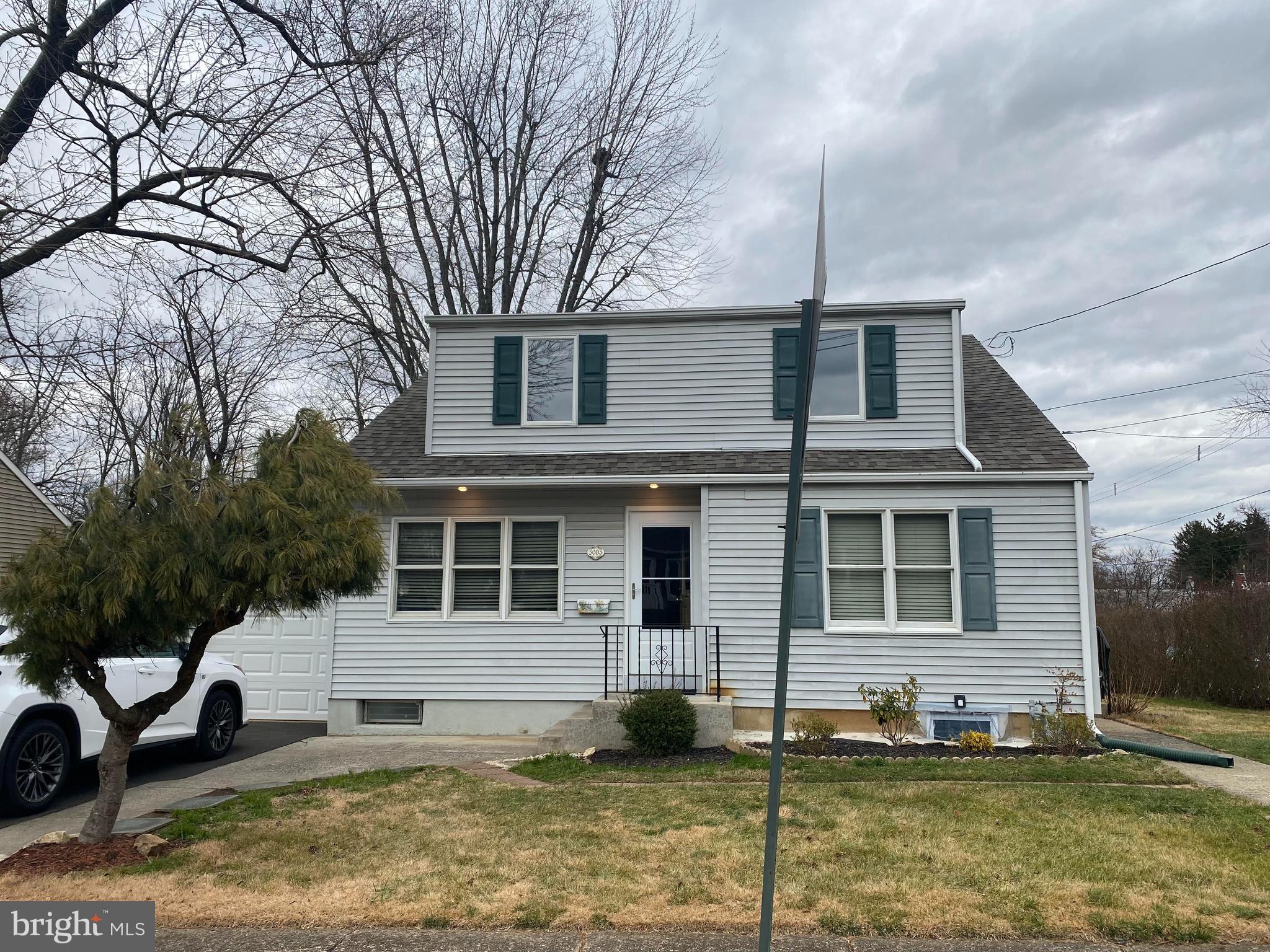 GLENSIDE - Residential Lease