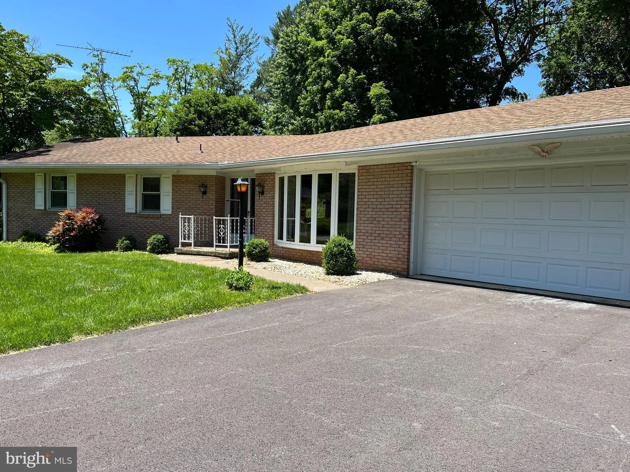 Hagerstown, Maryland 21740, United States, 3 Bedrooms Bedrooms, ,2 BathroomsBathrooms,Residential,Pending,139196