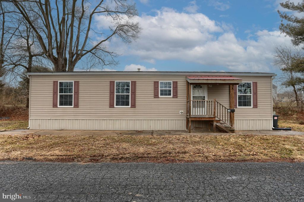 Photo of 14 Shellie Street, LEBANON, PA 17046 (MLS # PALN2024984)