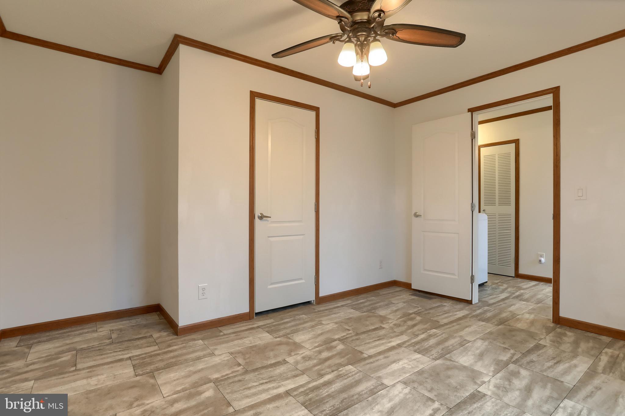 LINCOLN VILLAGE MH PARK - Residential