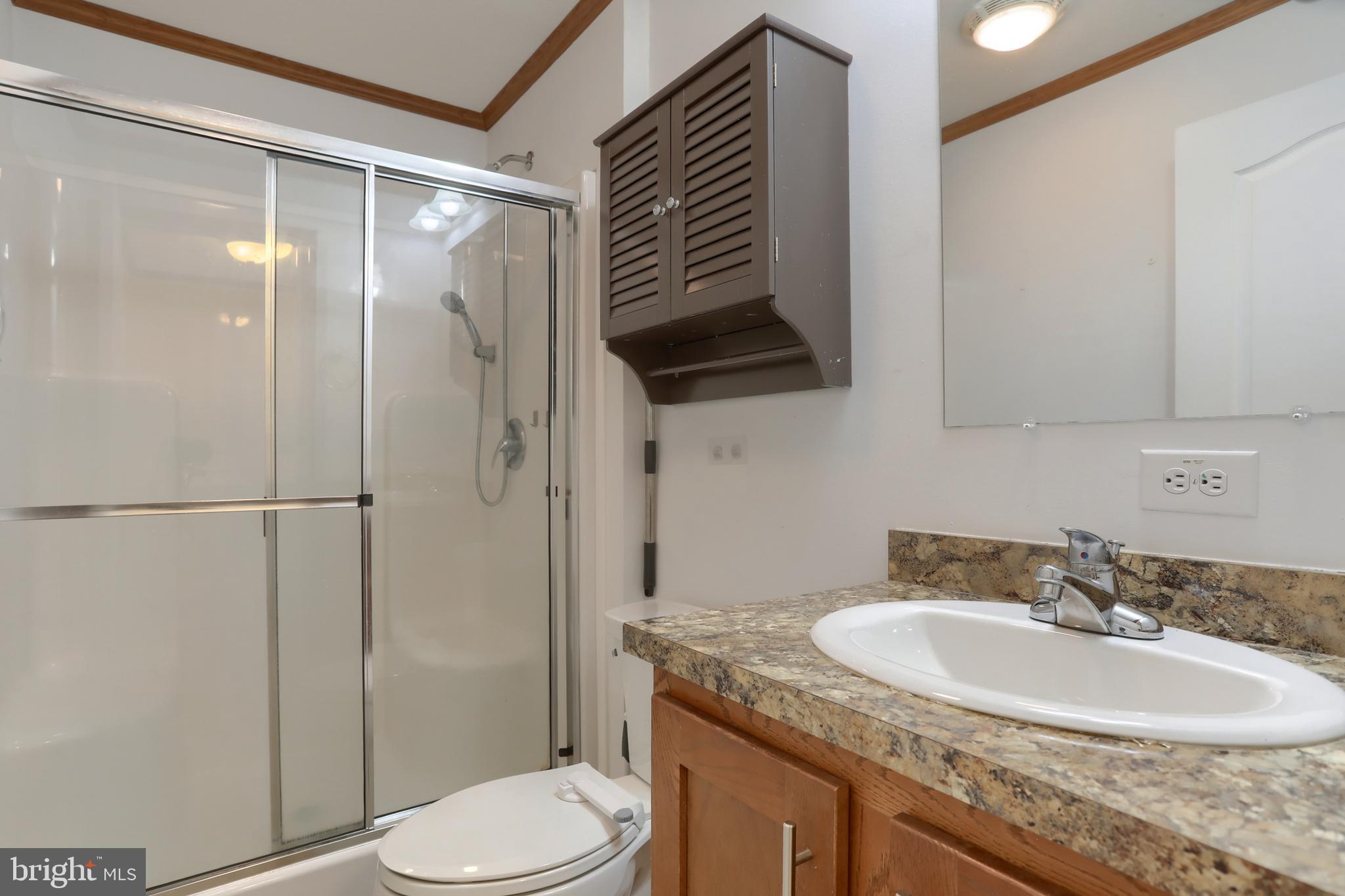 LINCOLN VILLAGE MH PARK - Residential