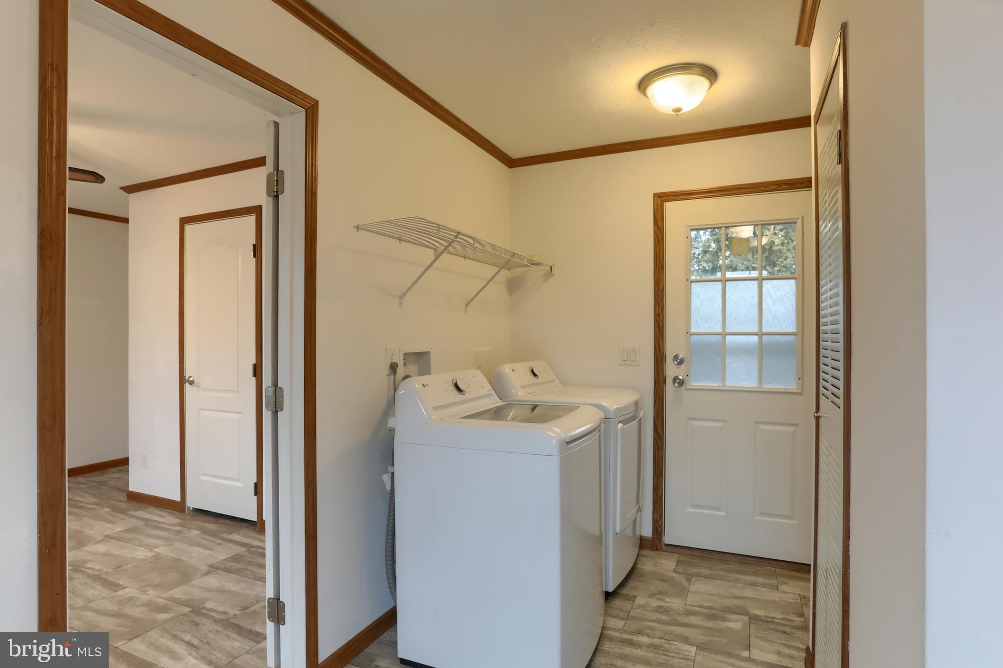 LINCOLN VILLAGE MH PARK - Residential