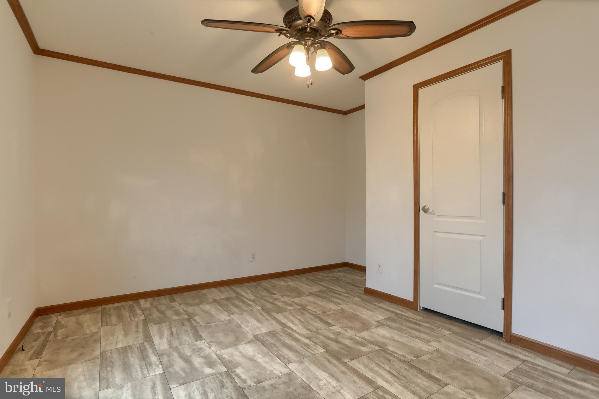 LINCOLN VILLAGE MH PARK - Residential