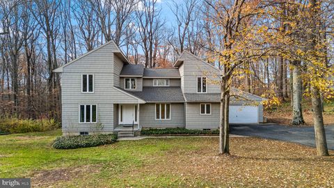 108 REYNARD DRIVE LANDENBERG PA 19350