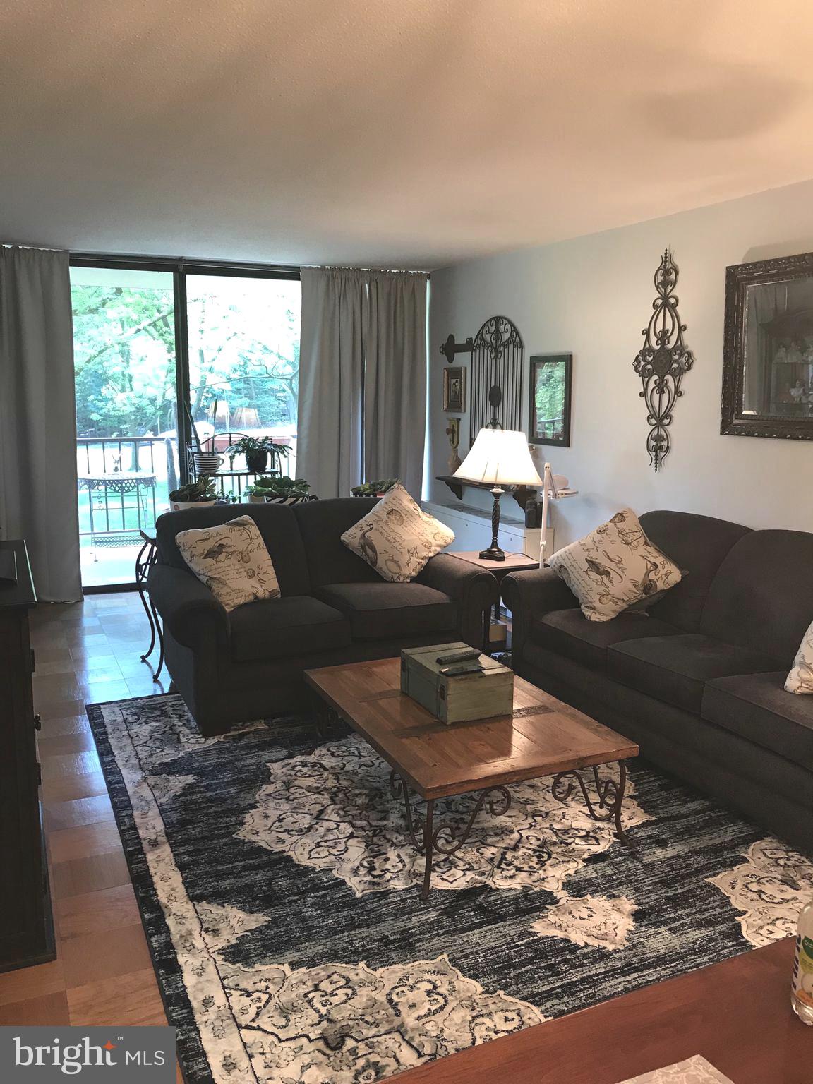 TOWERS IN WESTCHESTER PARK - Residential