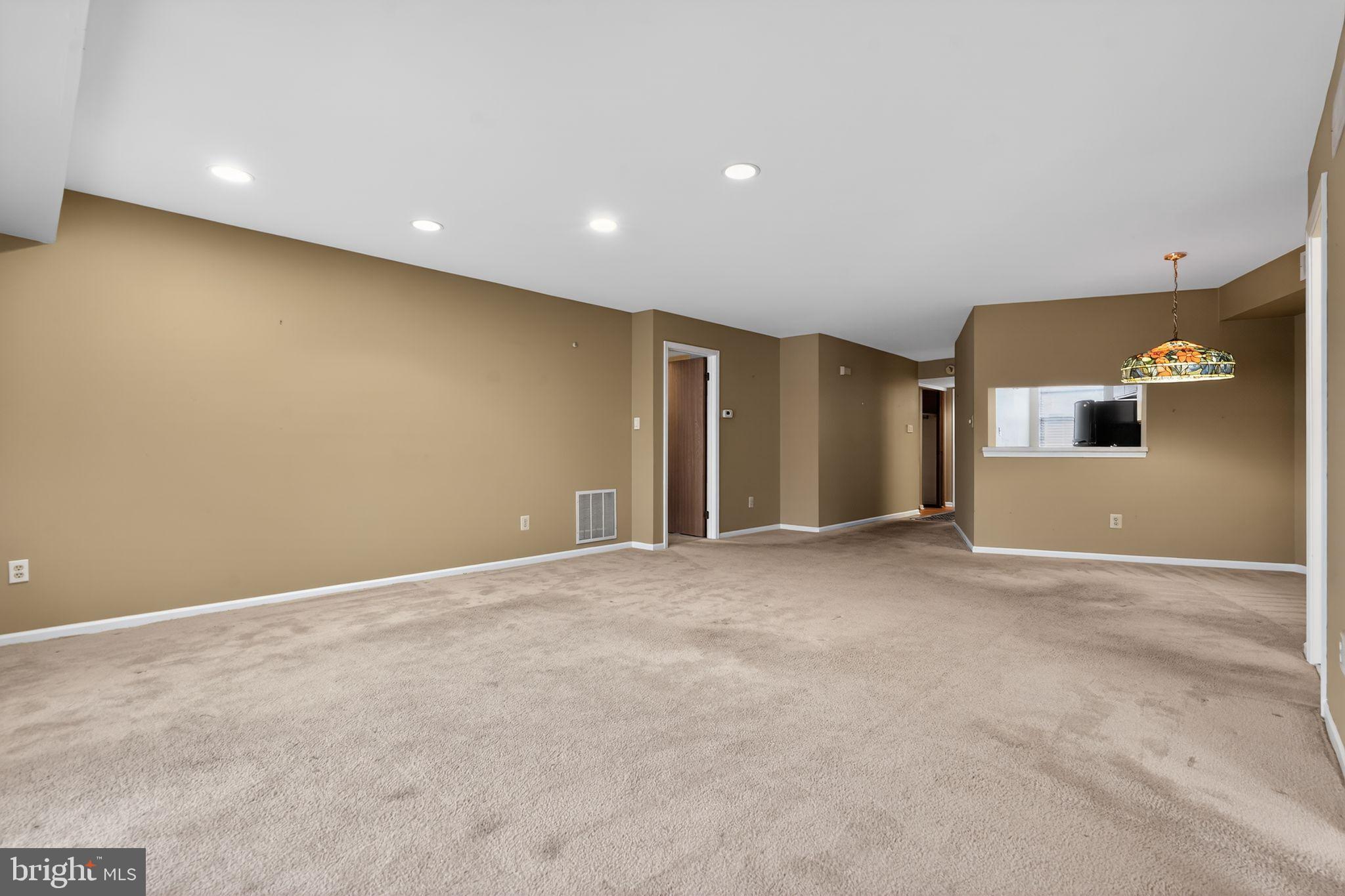 STEAMBOAT STATION - Residential