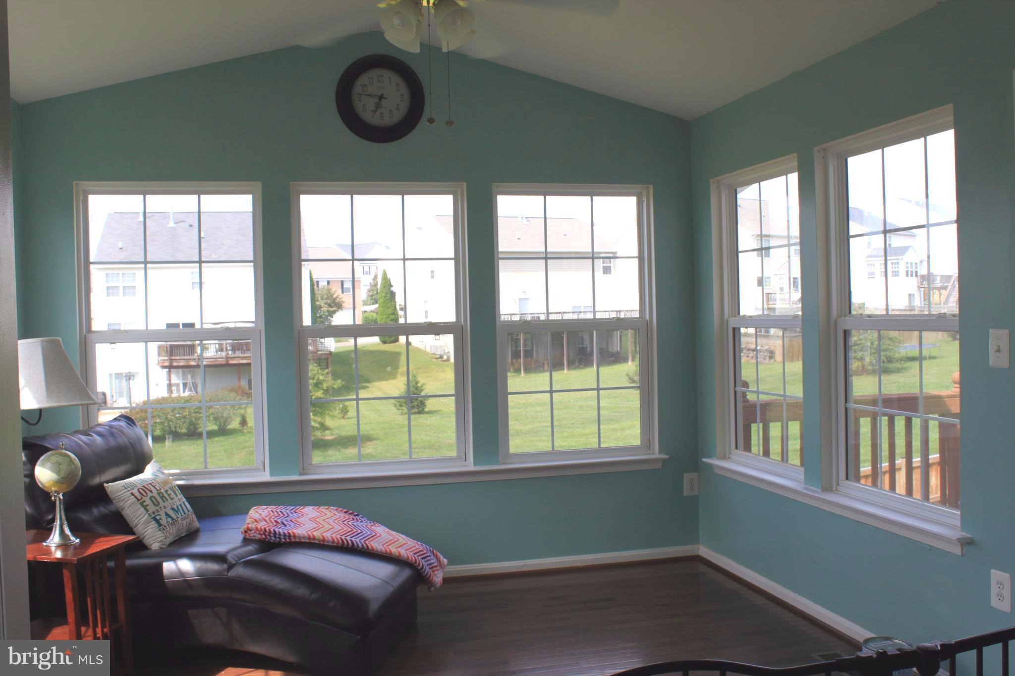 ENGLAND RUN NORTH - Residential