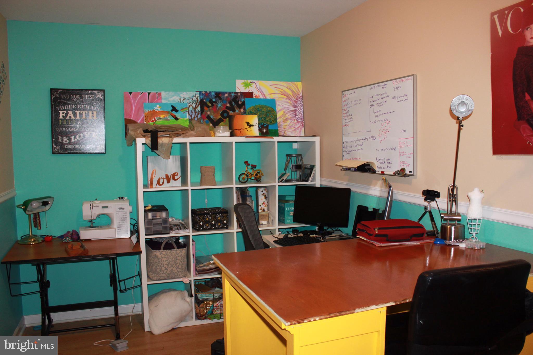 ENGLAND RUN NORTH - Residential