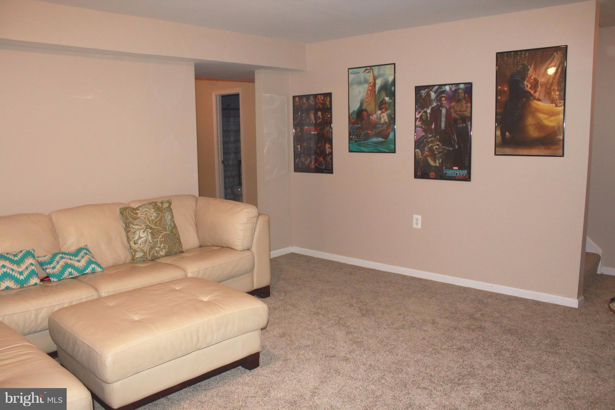 ENGLAND RUN NORTH - Residential