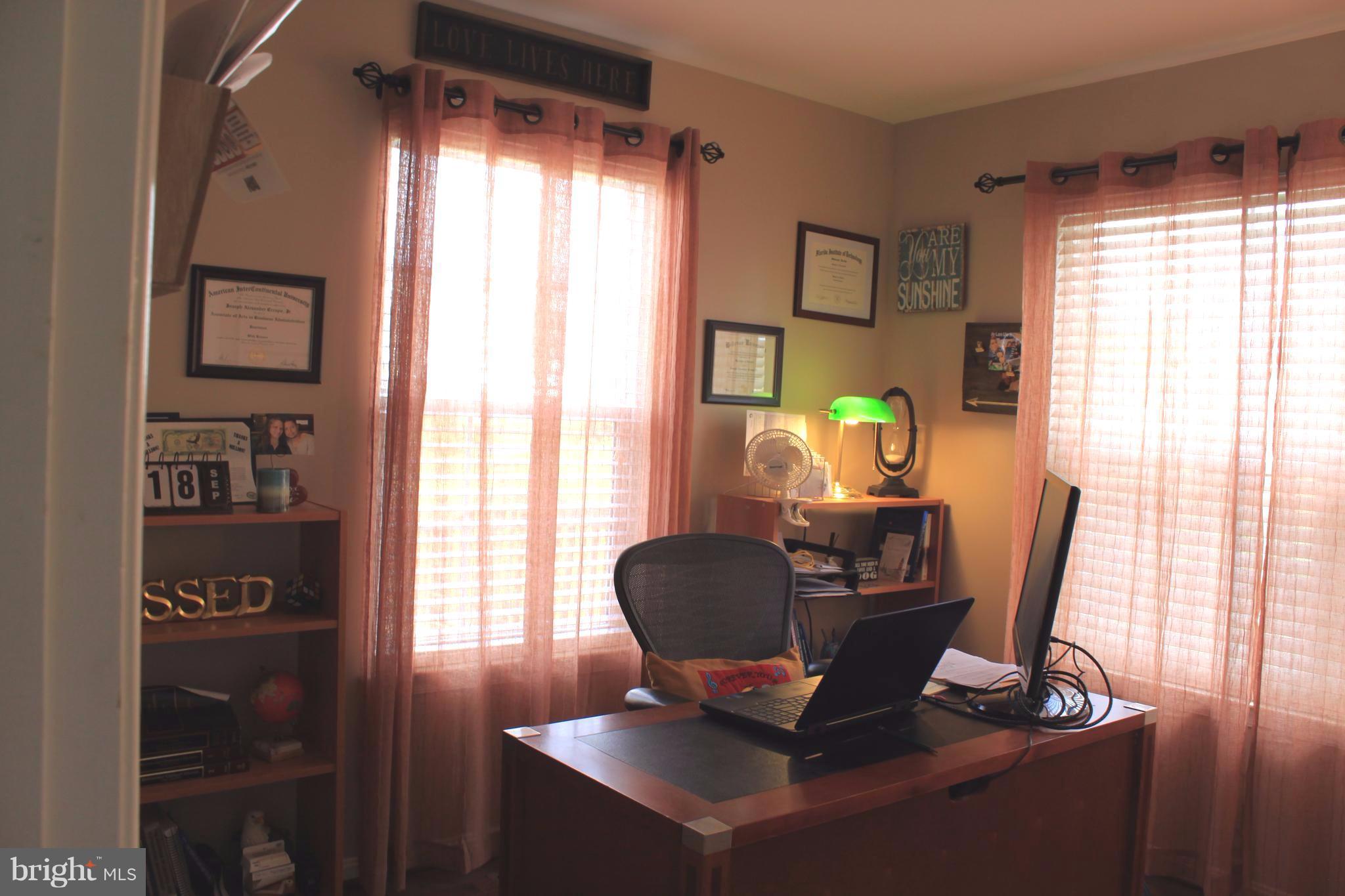 ENGLAND RUN NORTH - Residential