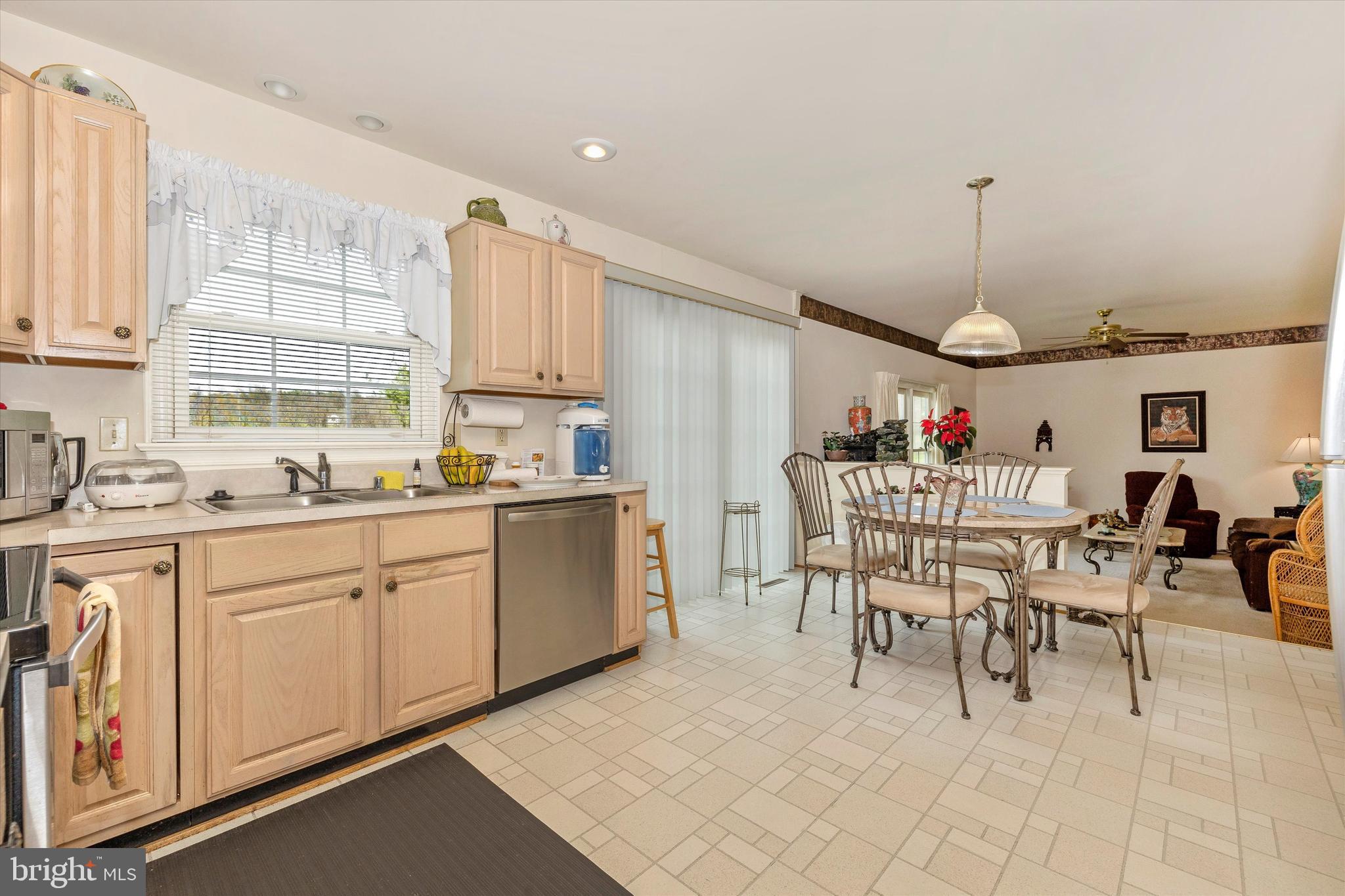 MEADOWRIDGE - Residential