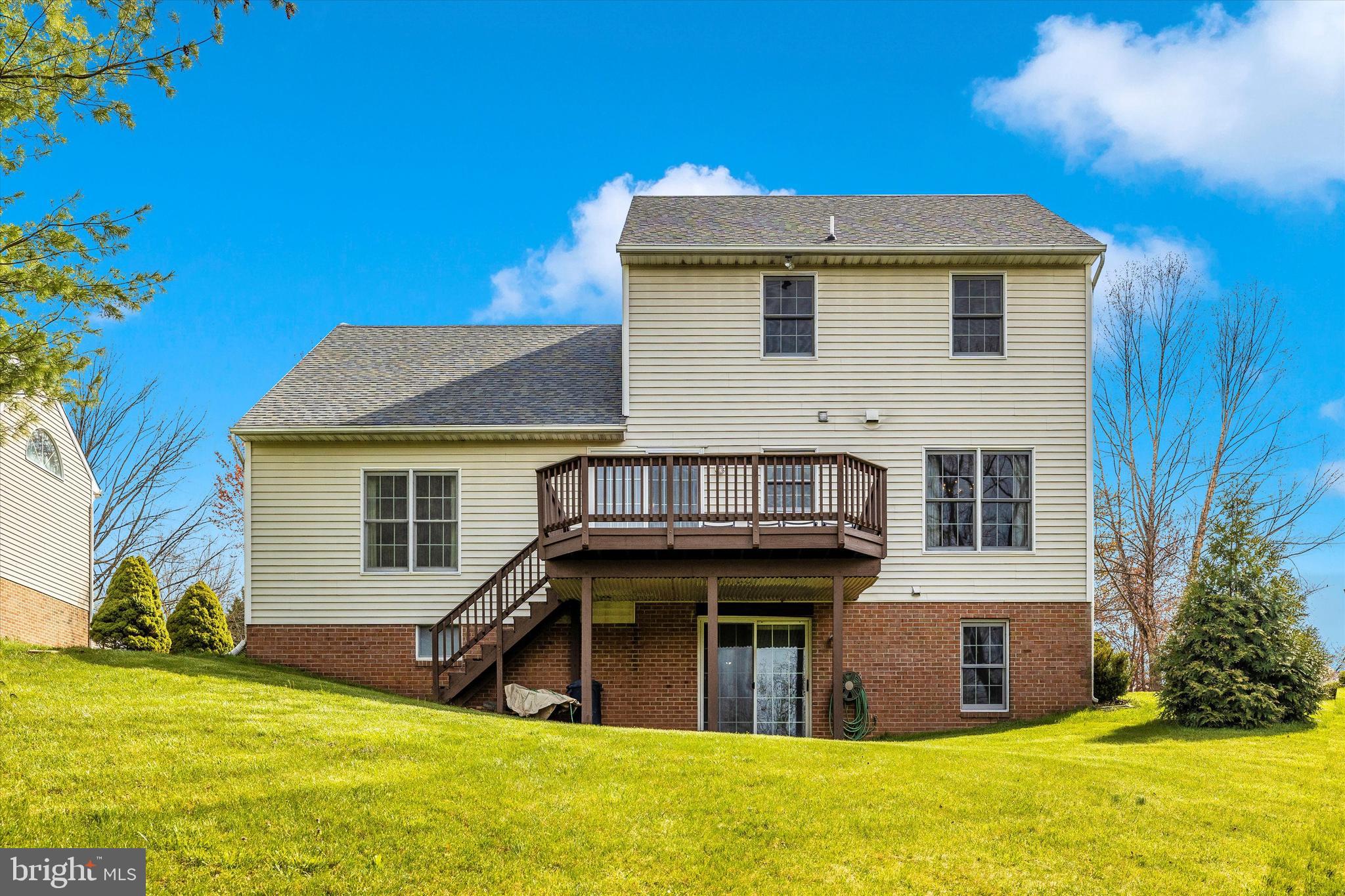 MEADOWRIDGE - Residential