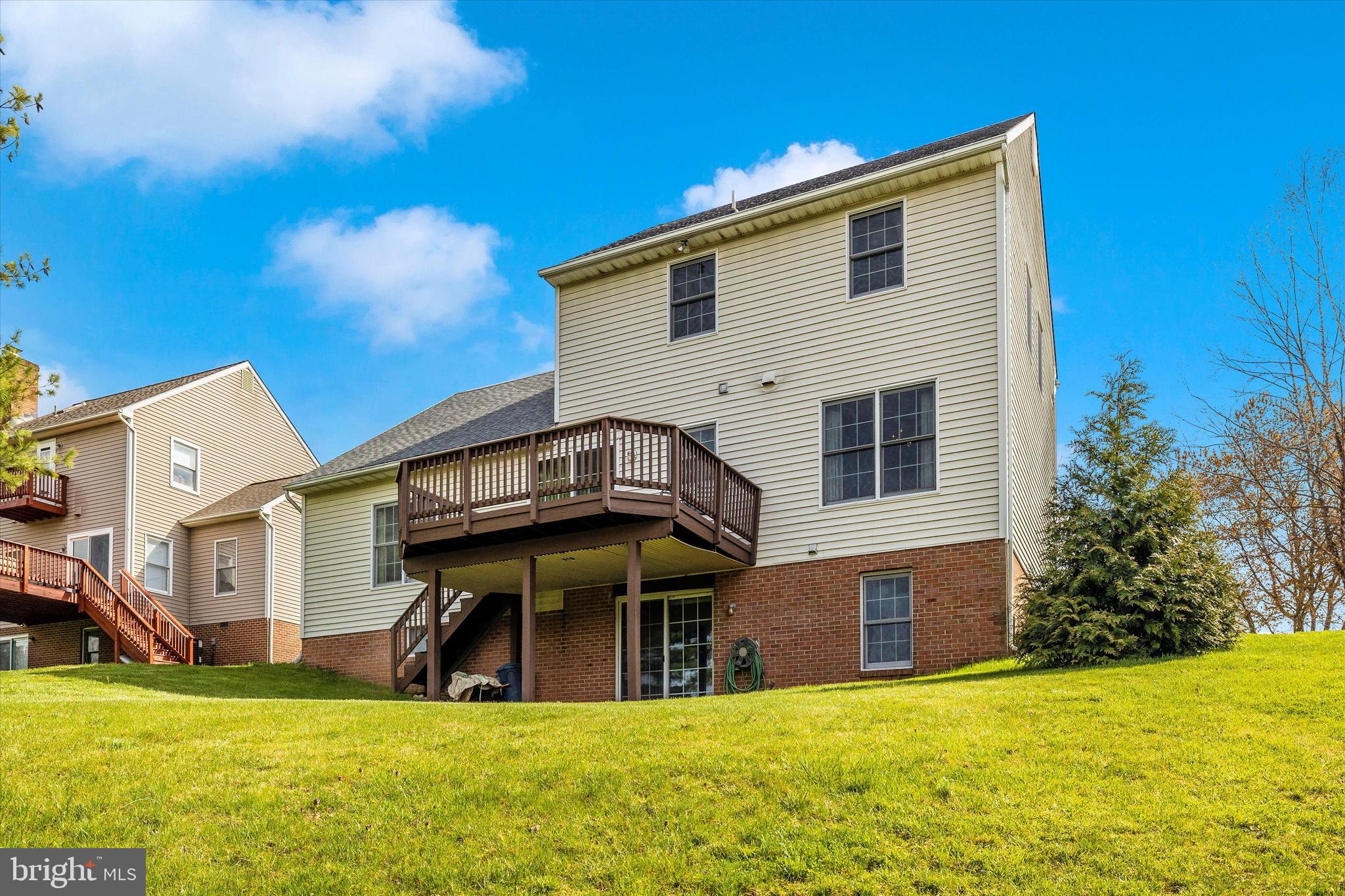 MEADOWRIDGE - Residential