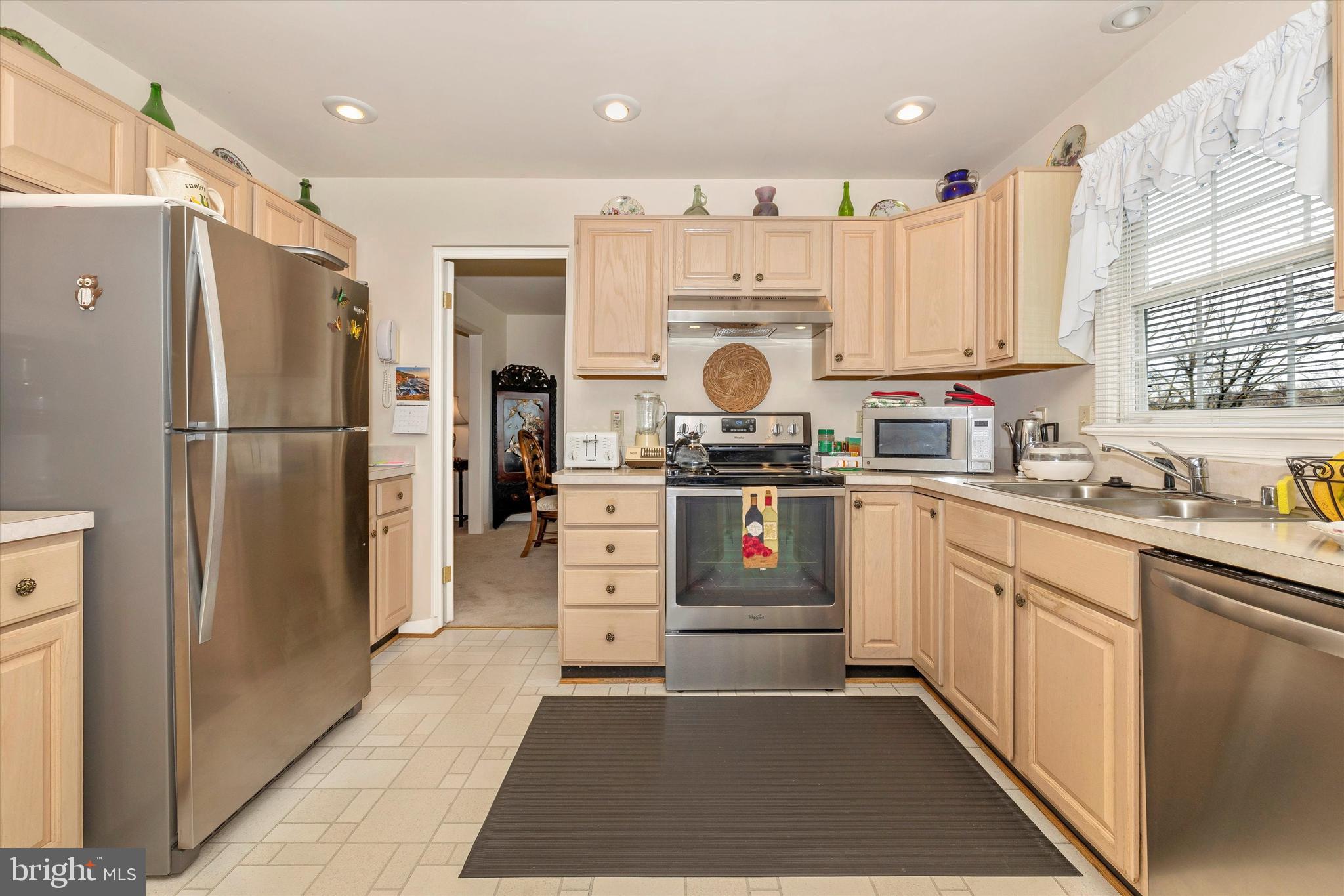 MEADOWRIDGE - Residential