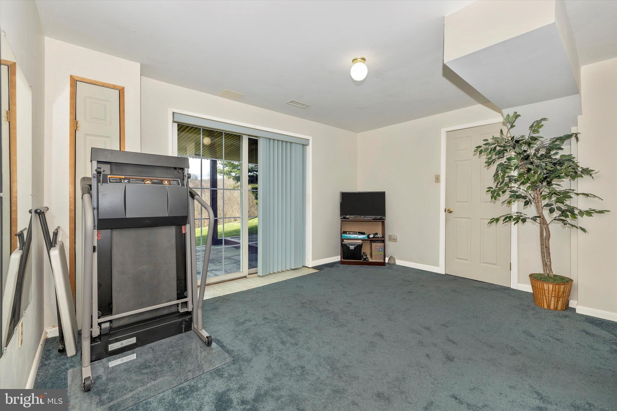 MEADOWRIDGE - Residential