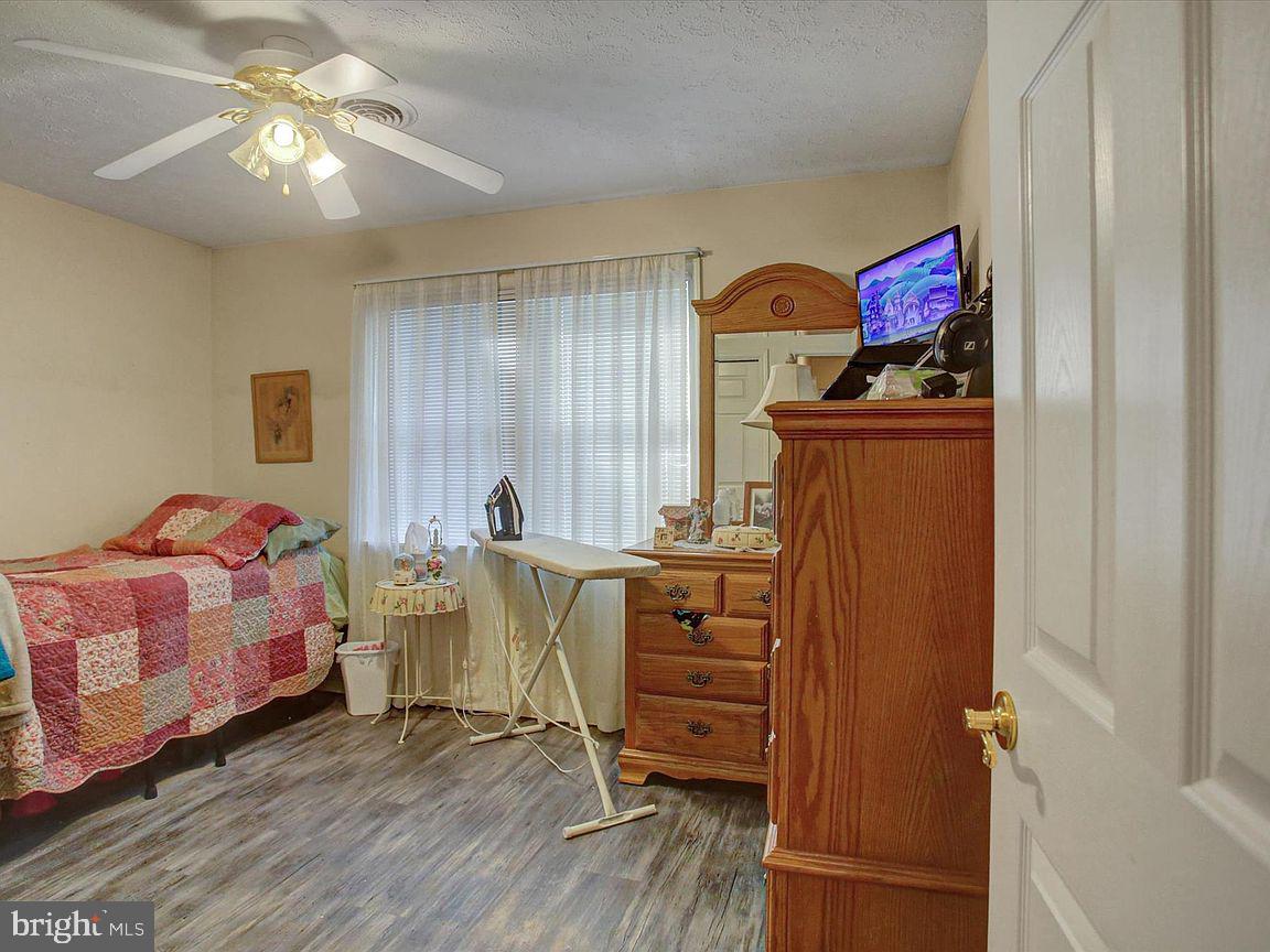 2355 MAJESTIC COURT