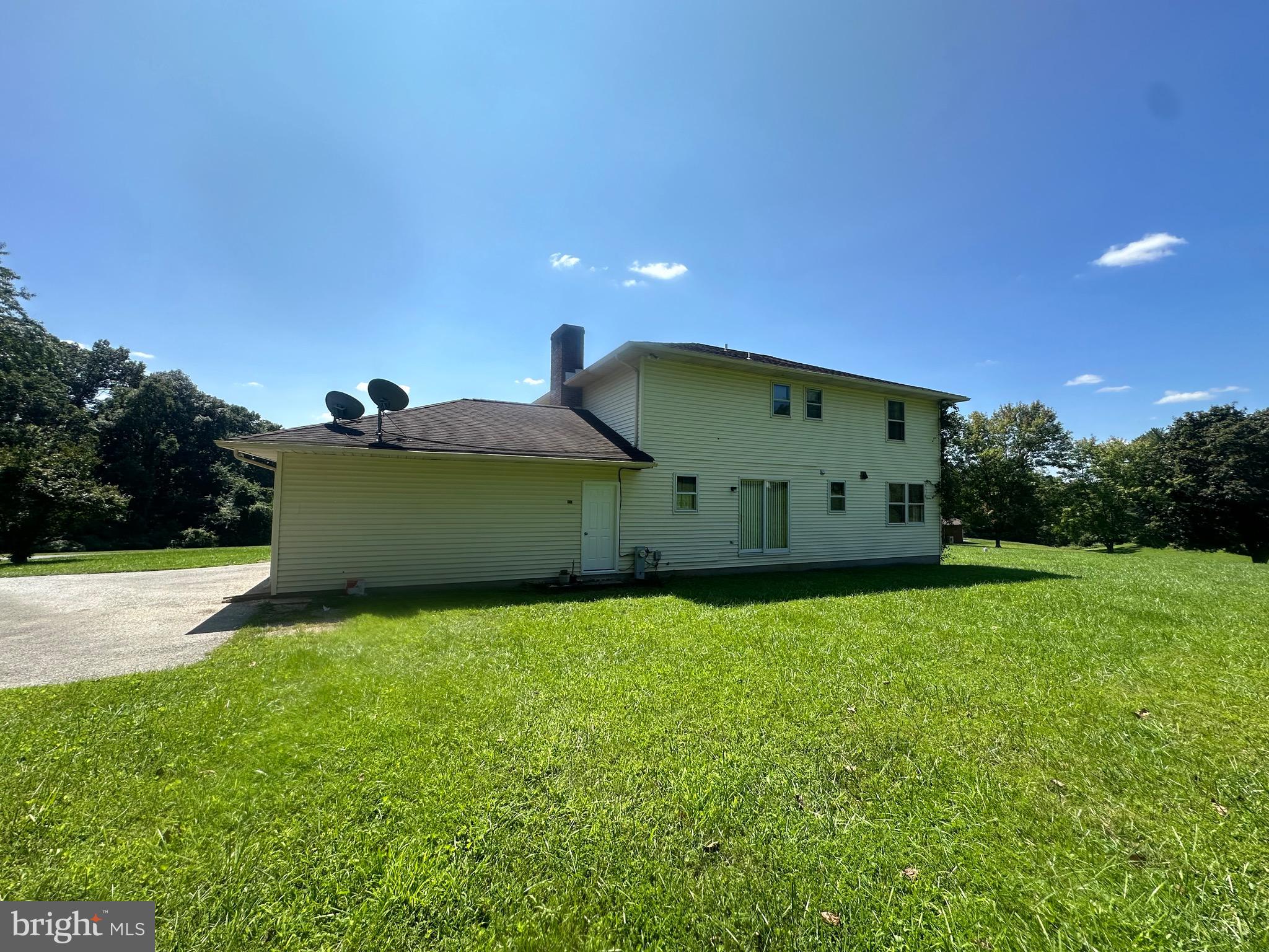 FLICKERWOOD - Residential