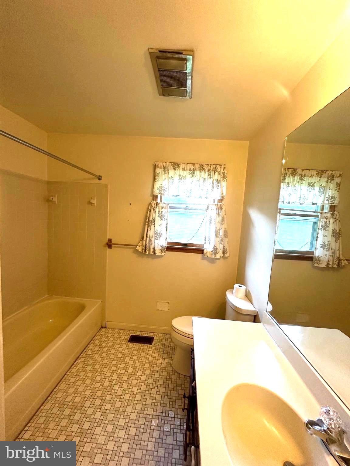 FLICKERWOOD - Residential