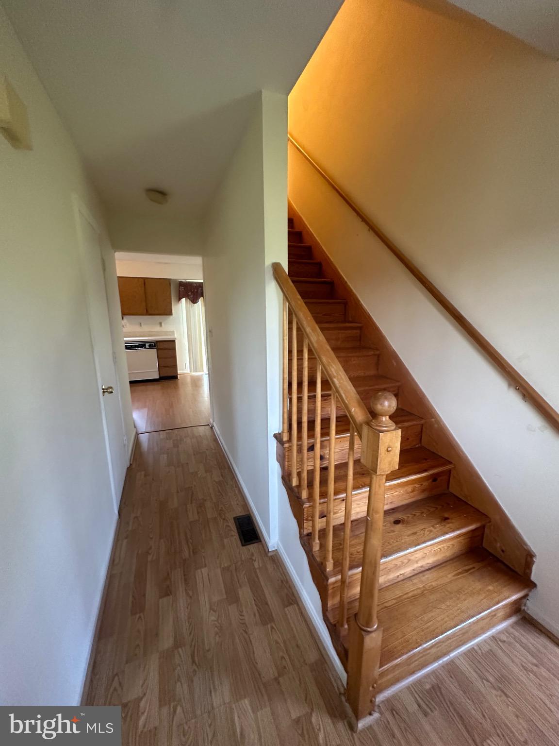 FLICKERWOOD - Residential