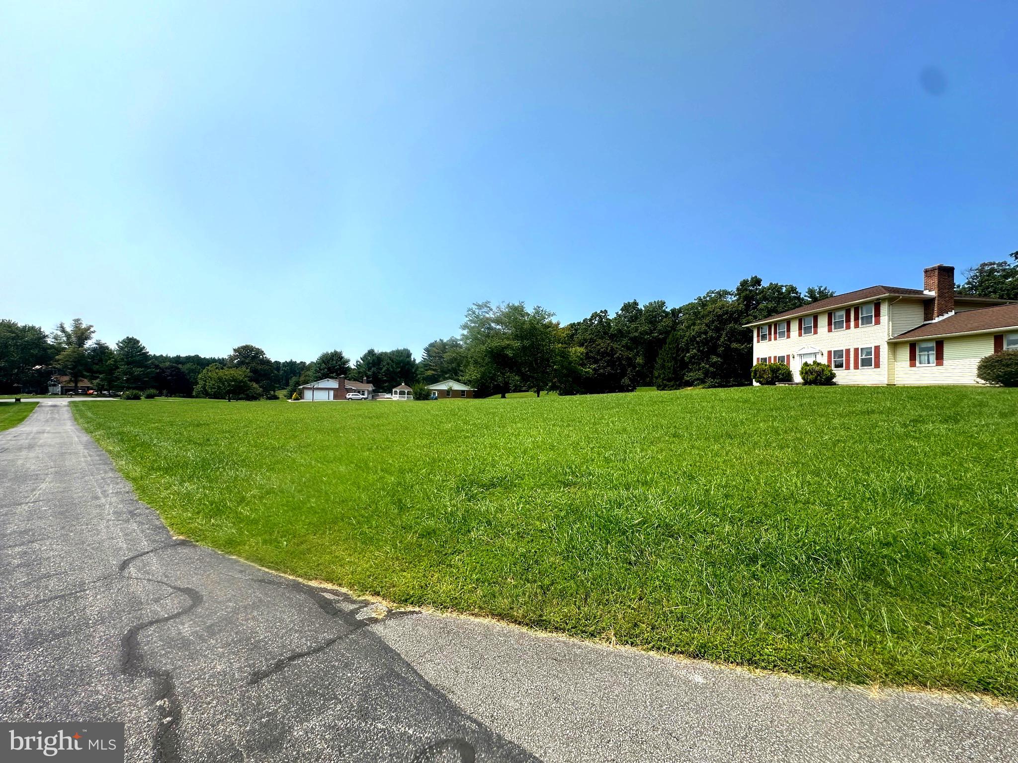 FLICKERWOOD - Residential