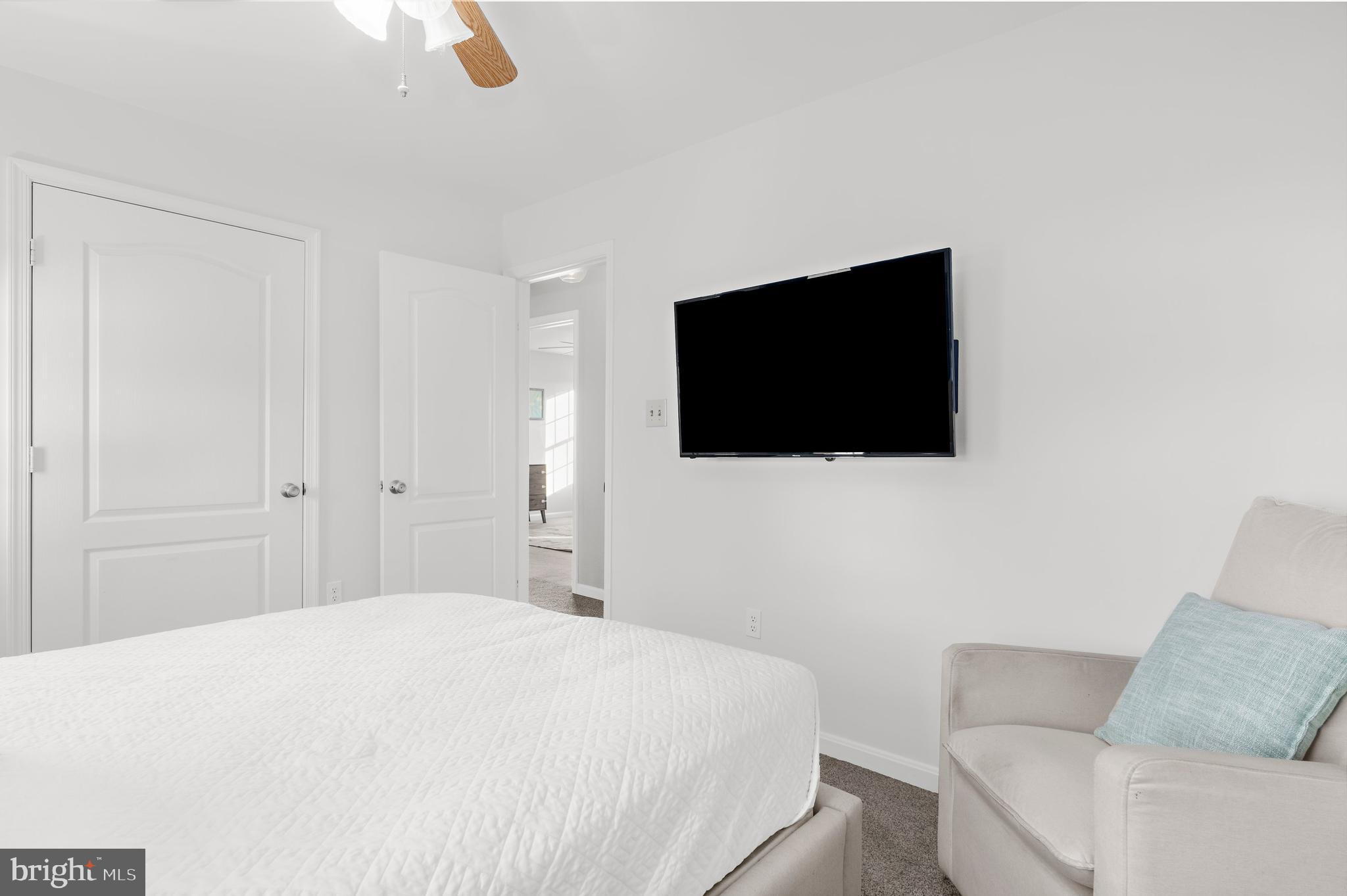 CEDAR TREE - Residential