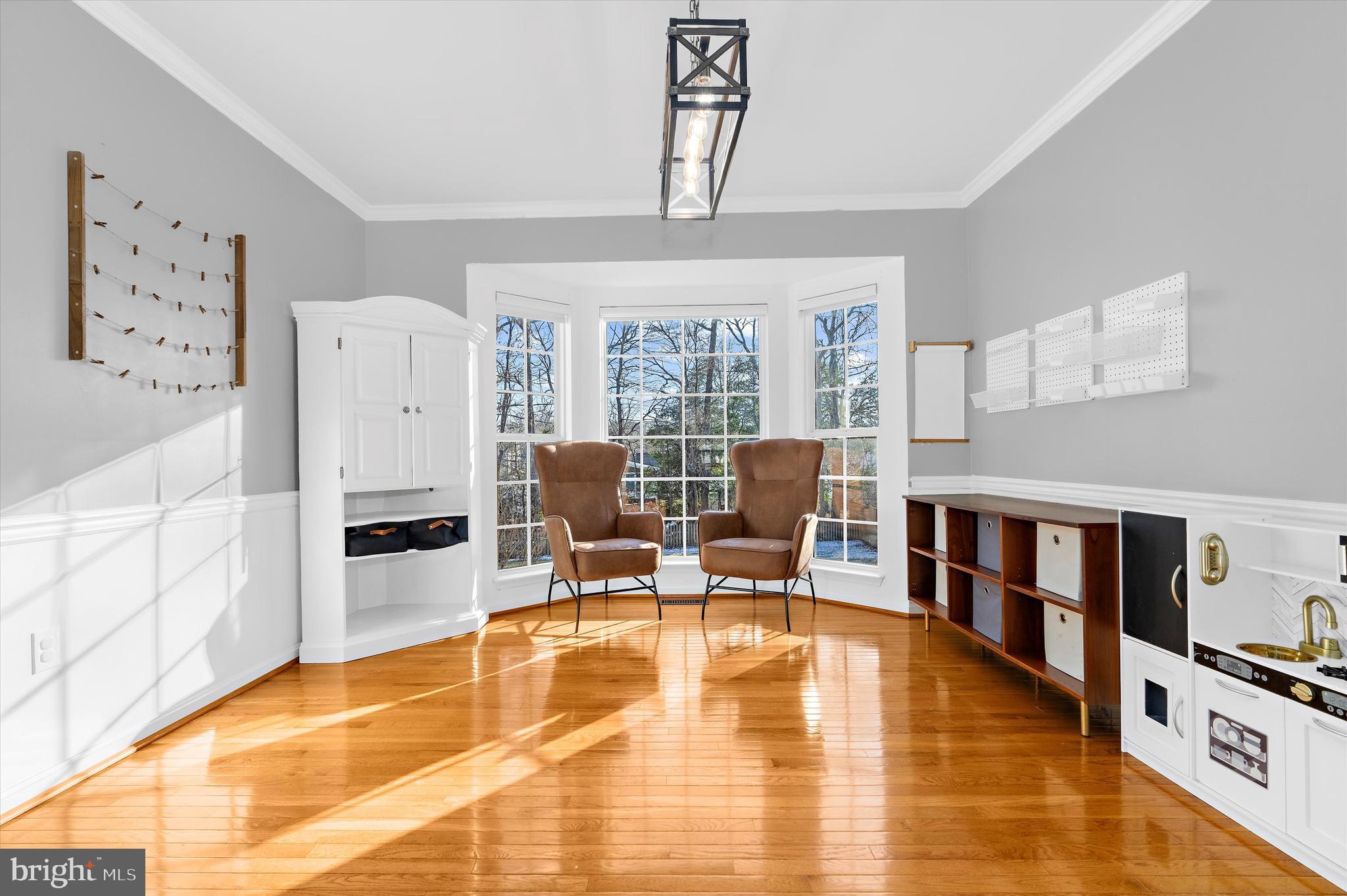 CEDAR TREE - Residential