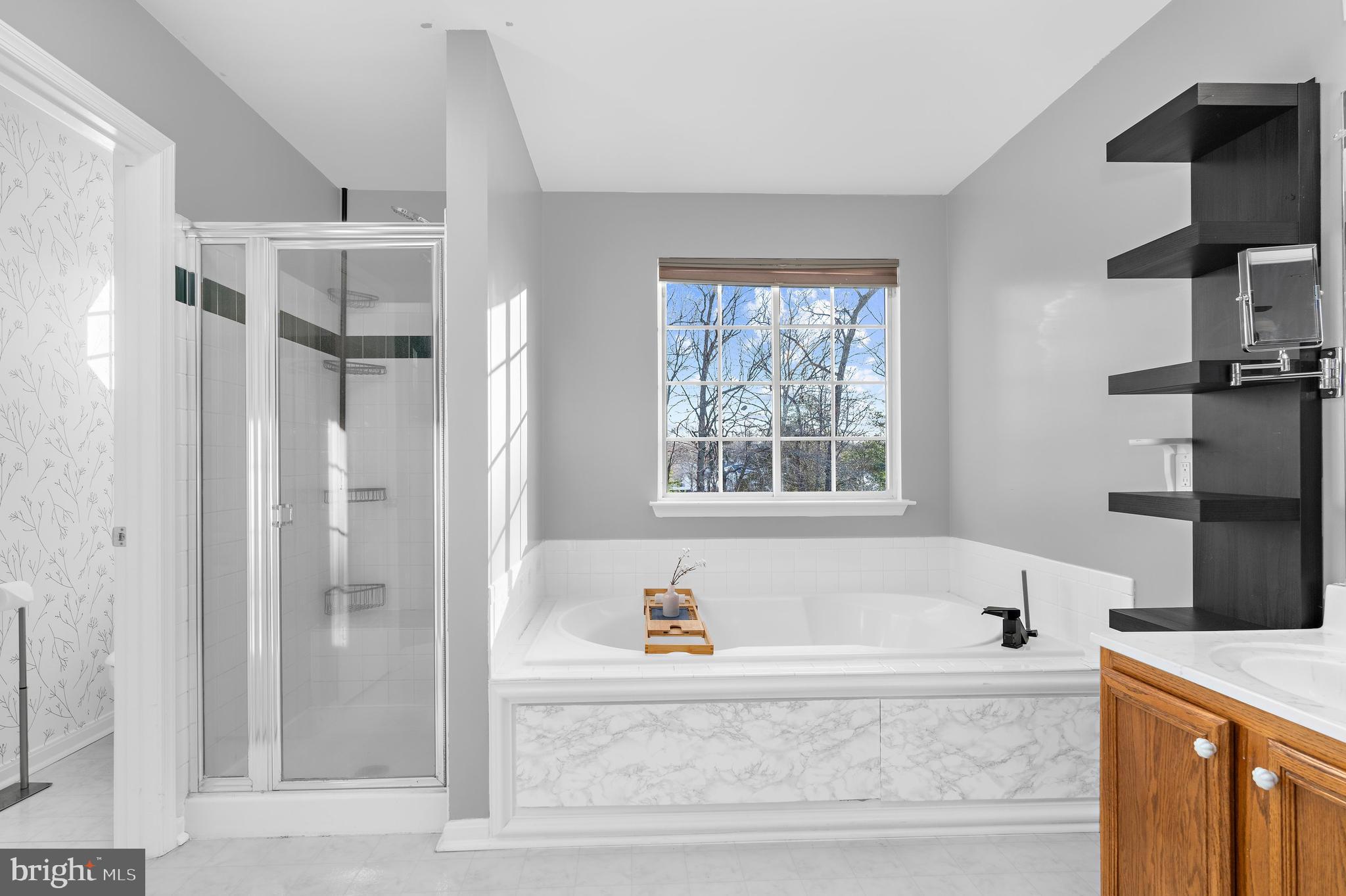 CEDAR TREE - Residential