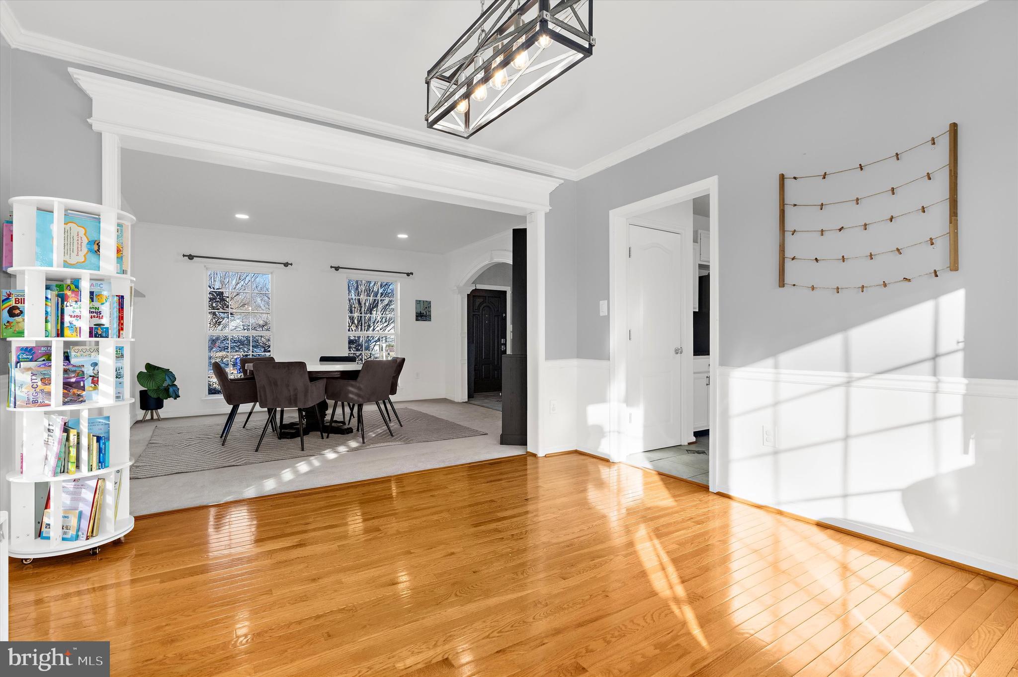 CEDAR TREE - Residential