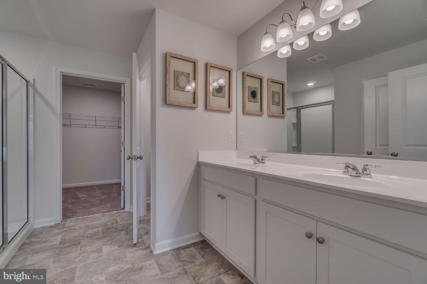 HIGH POINTE AT ROJEN FARMS - Residential