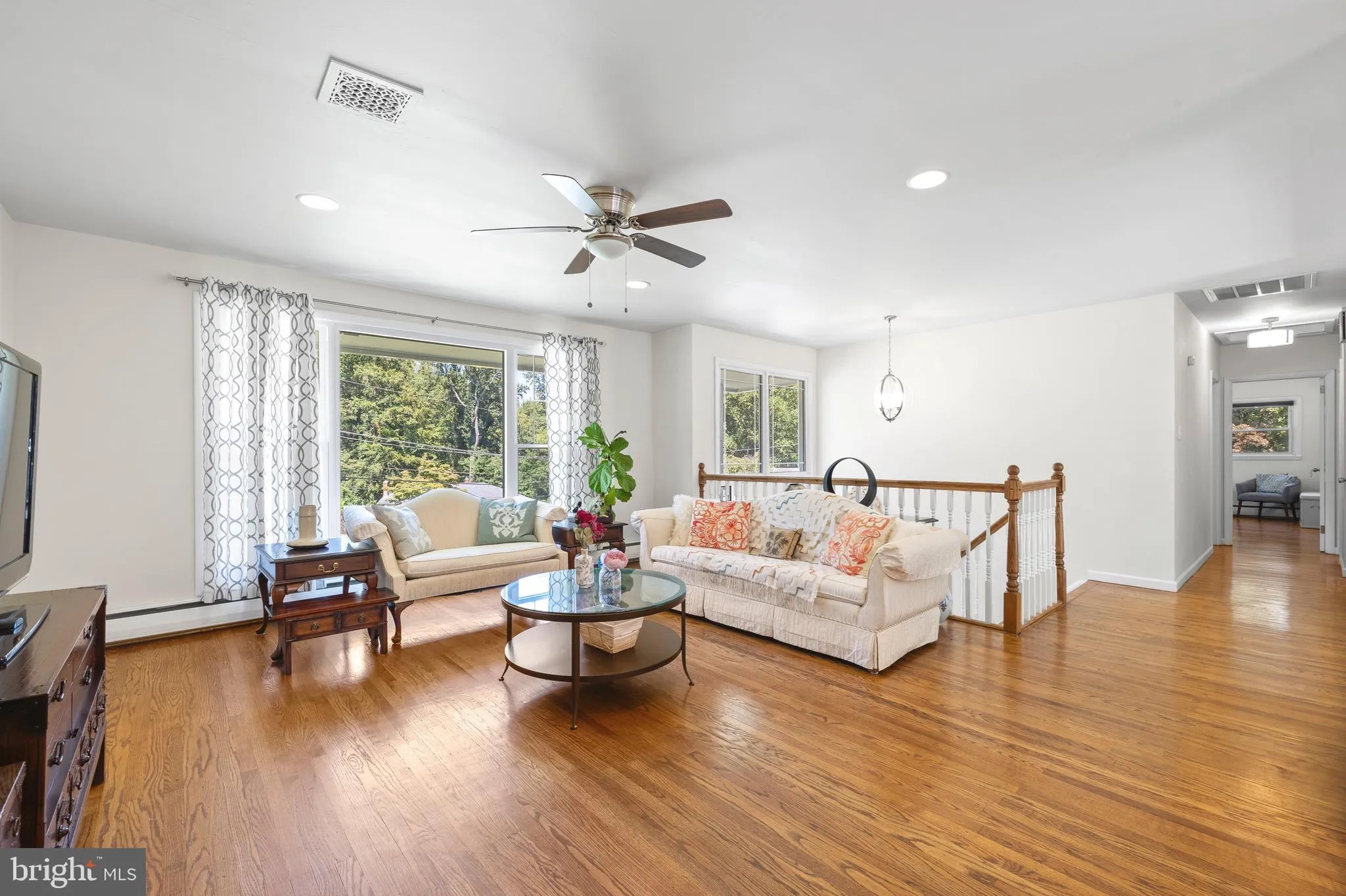 Broomall, Pennsylvania 19008, United States, 4 Bedrooms Bedrooms, ,2 BathroomsBathrooms,Residential,Active,208489