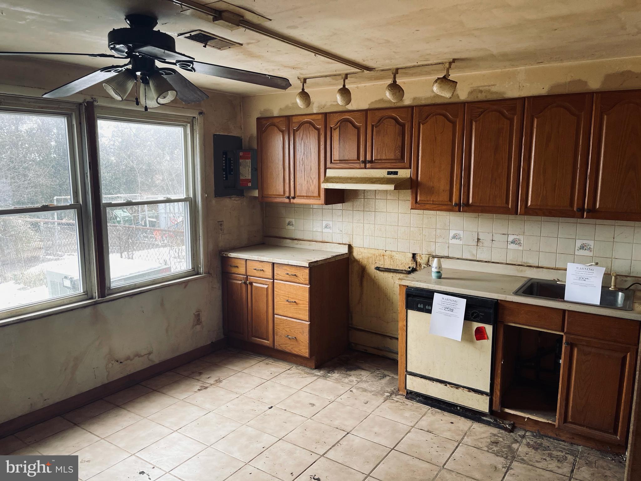 LAKELAND - Residential