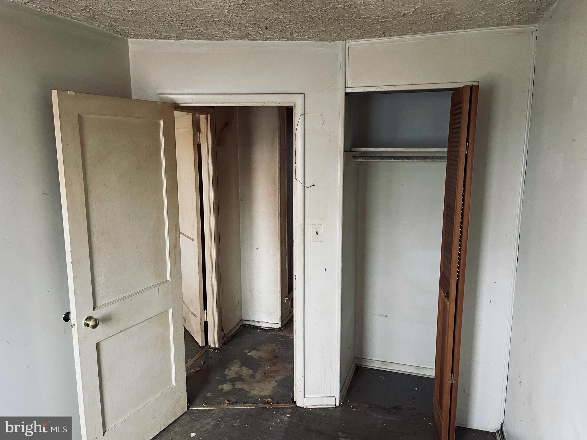 LAKELAND - Residential